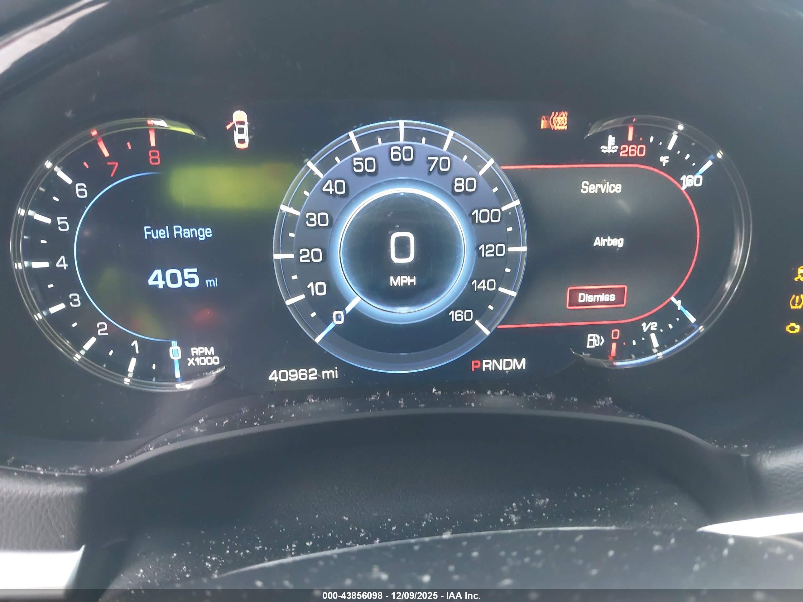 CADILLAC XTS image 7
