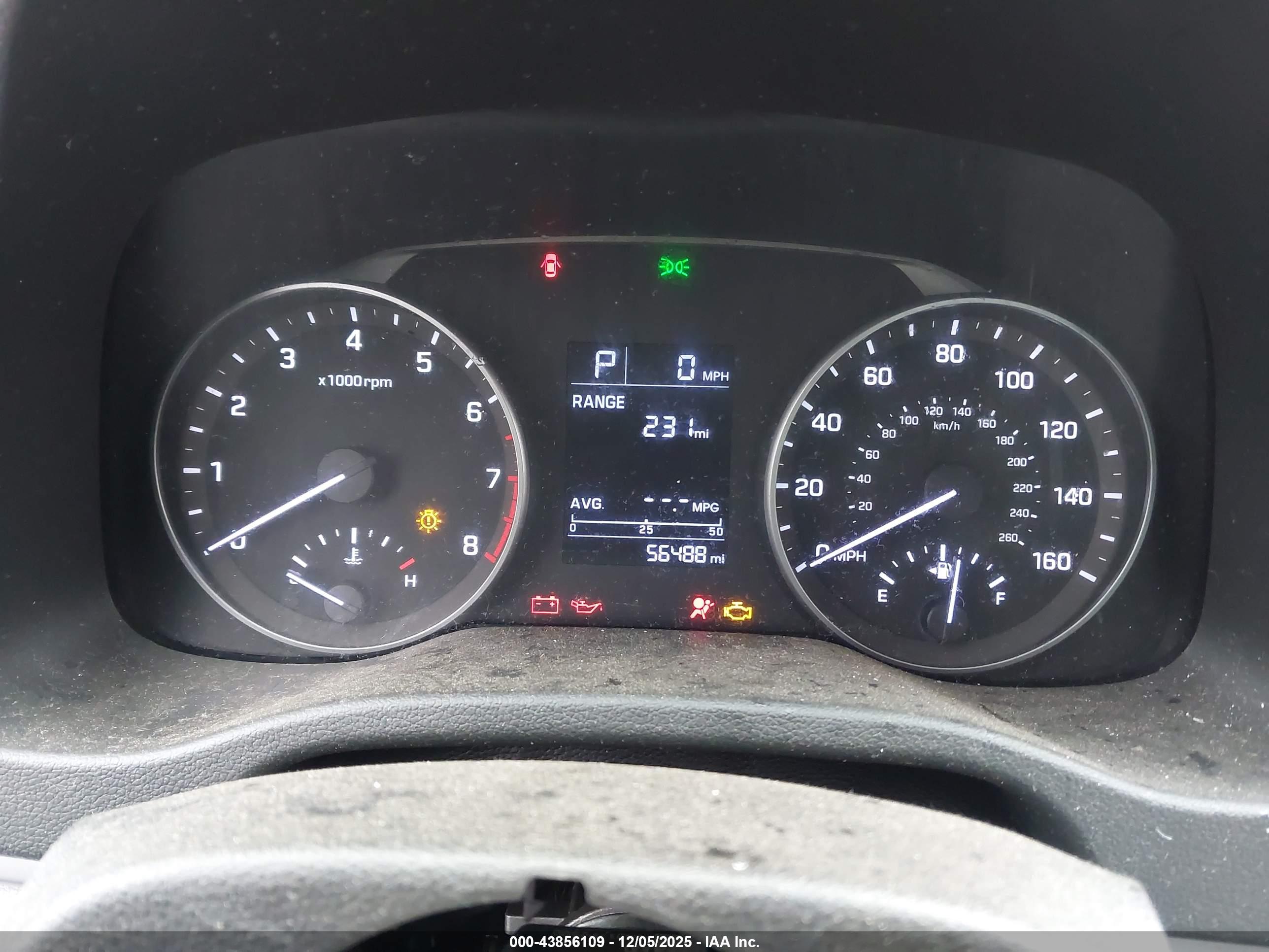 HYUNDAI ELANTRA image 7