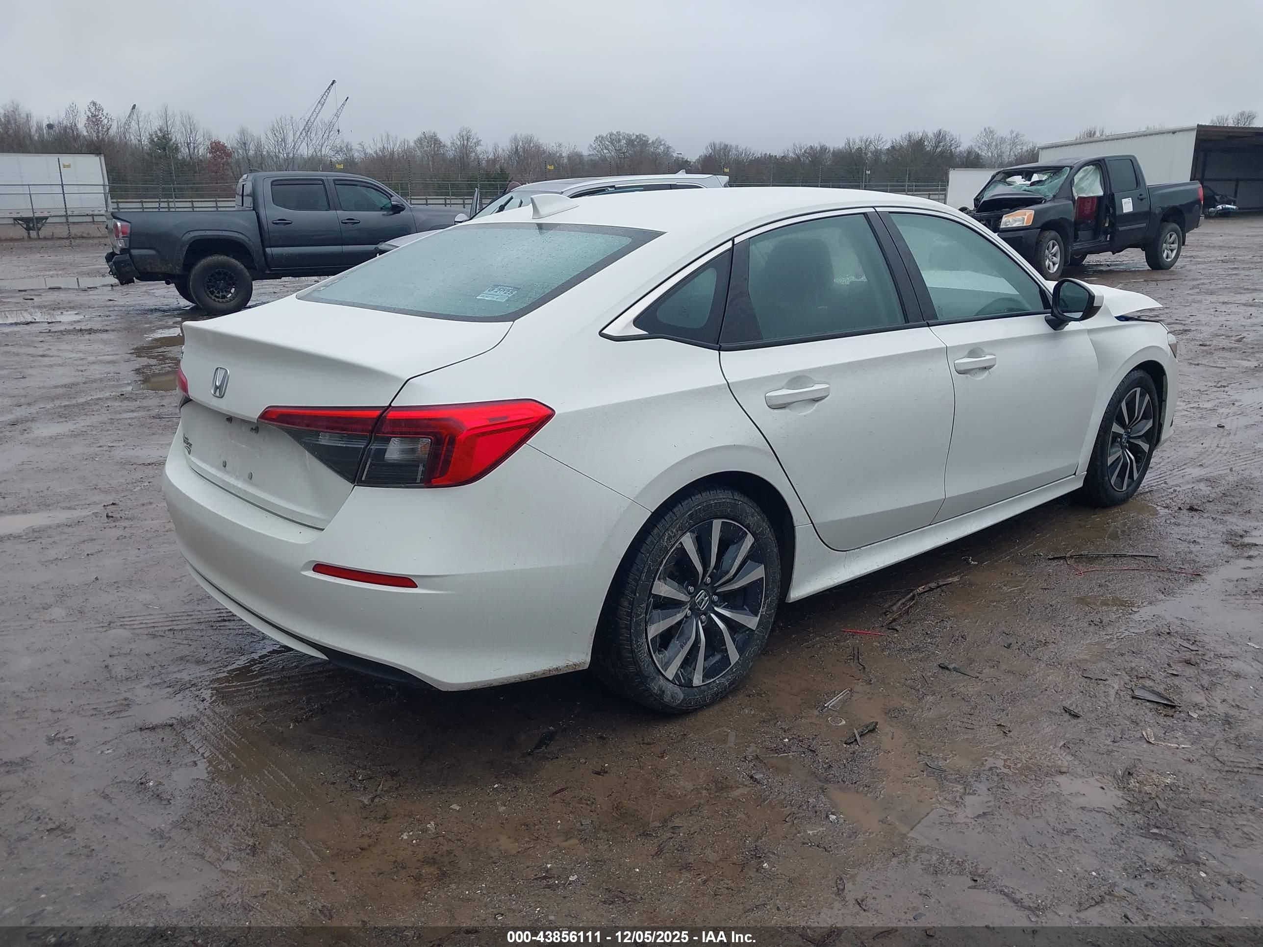 HONDA CIVIC image 4