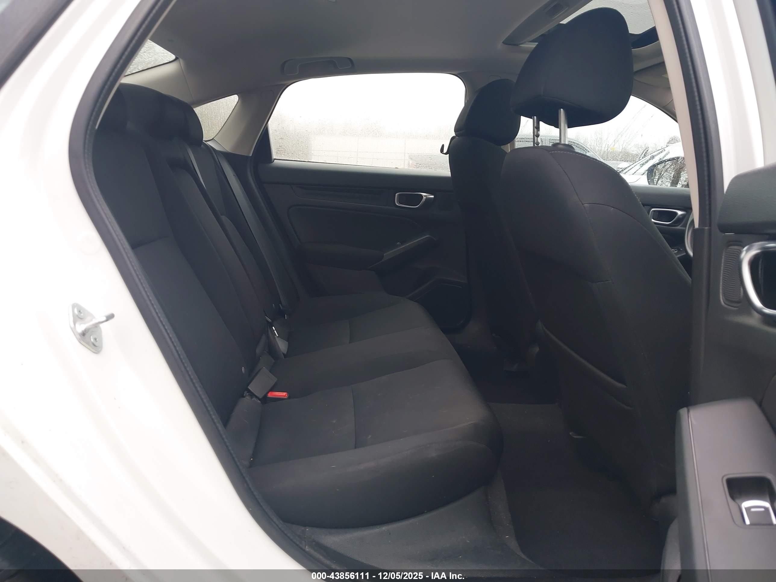 HONDA CIVIC image 8