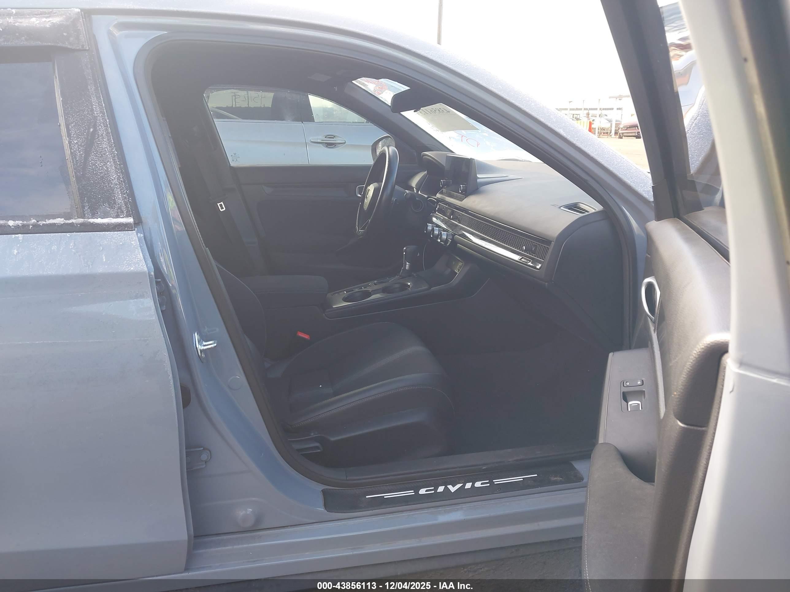 HONDA CIVIC image 5