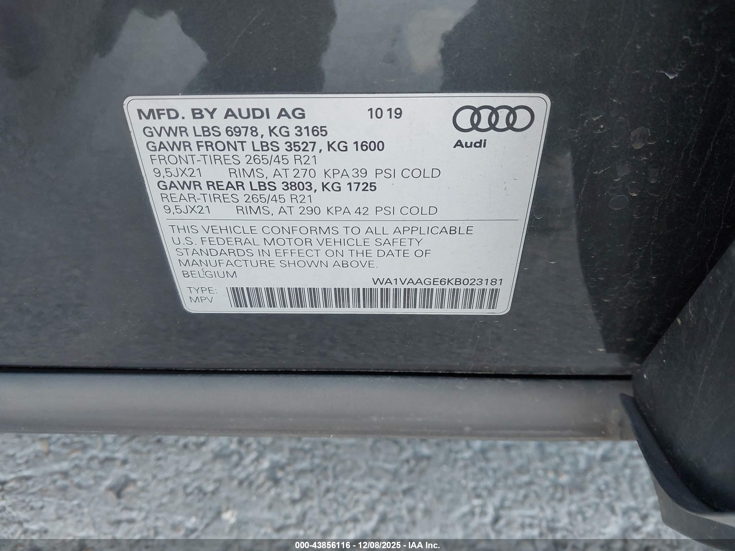 AUDI E-TRON image 9
