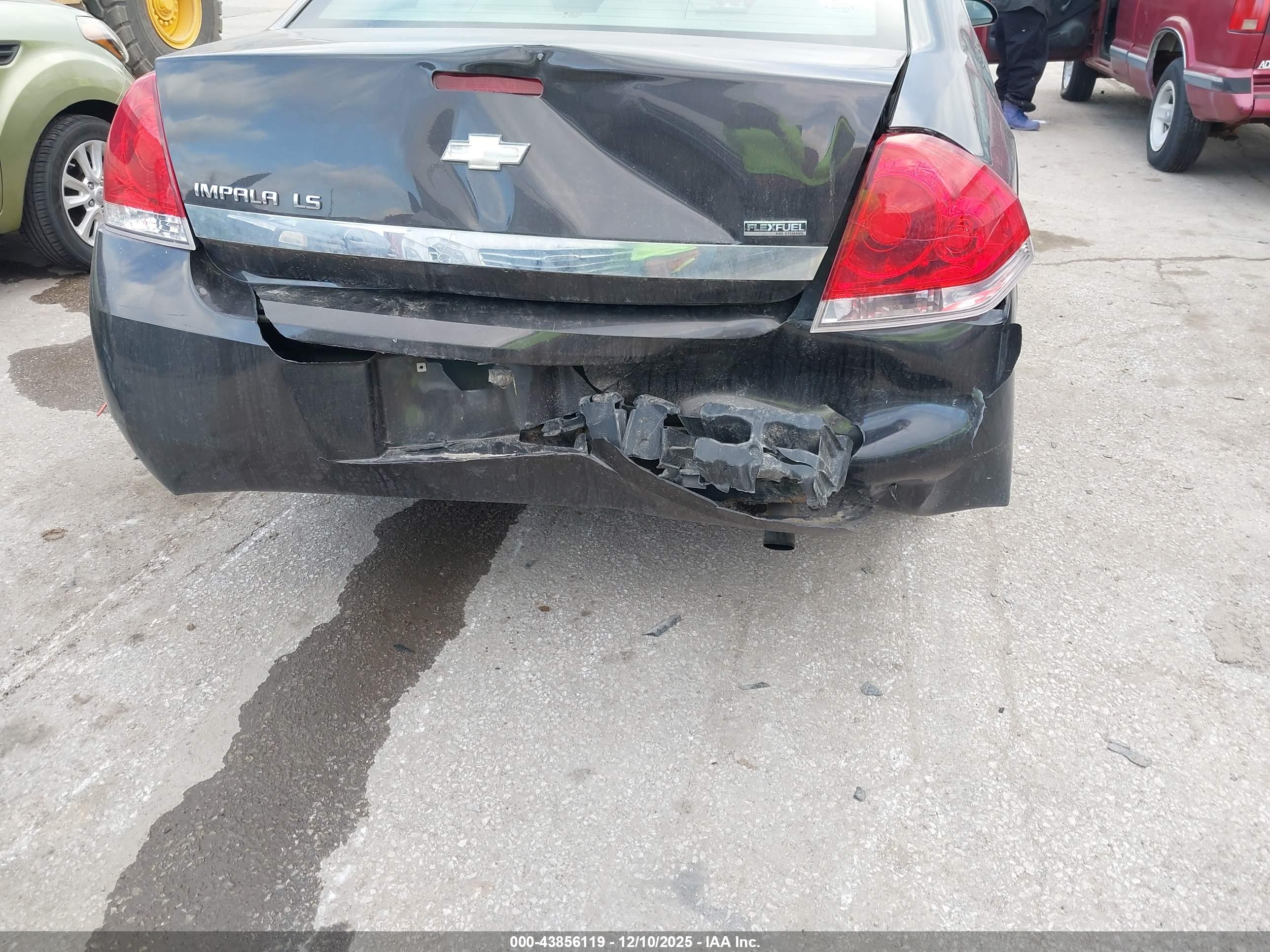 CHEVROLET IMPALA image 6