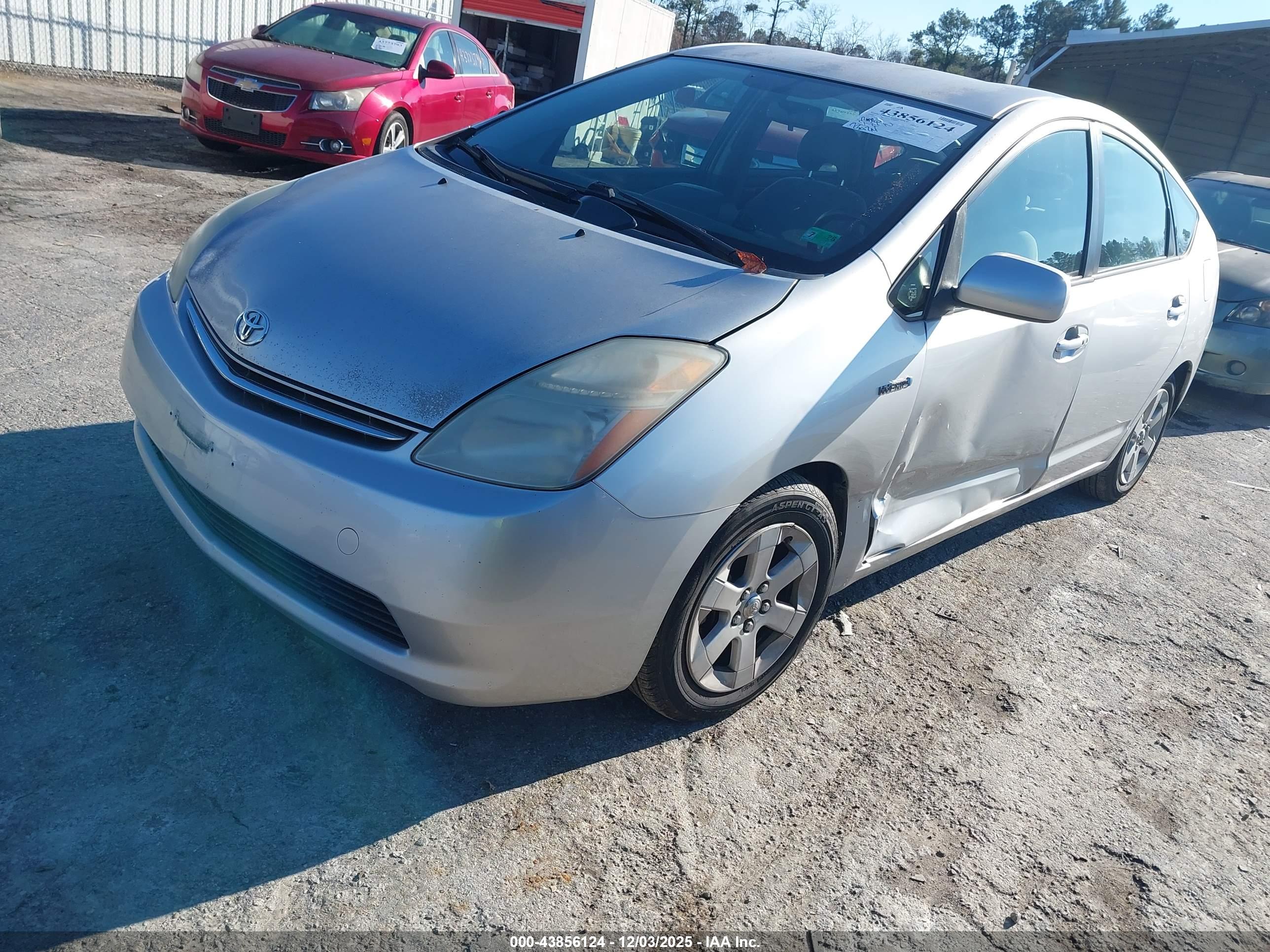 TOYOTA PRIUS image 2