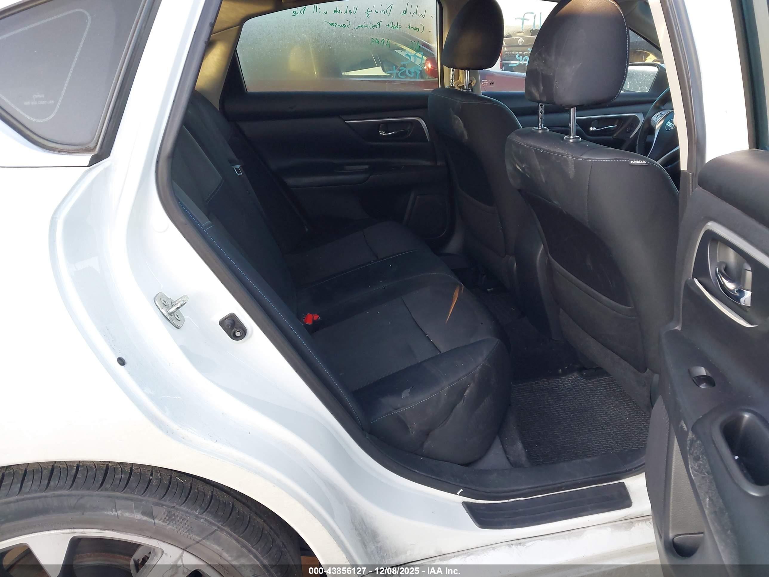 NISSAN ALTIMA image 8