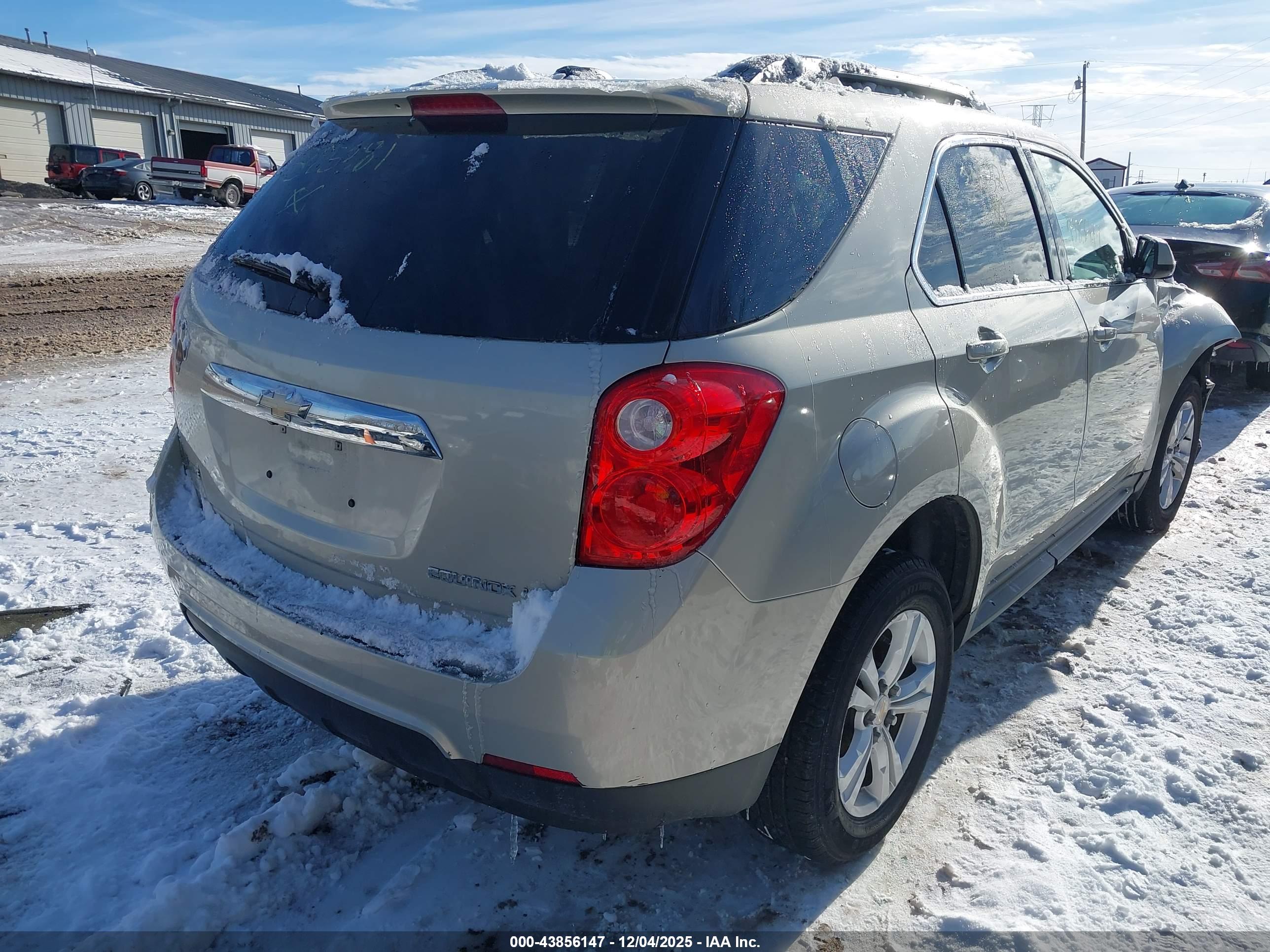 CHEVROLET EQUINOX image 4
