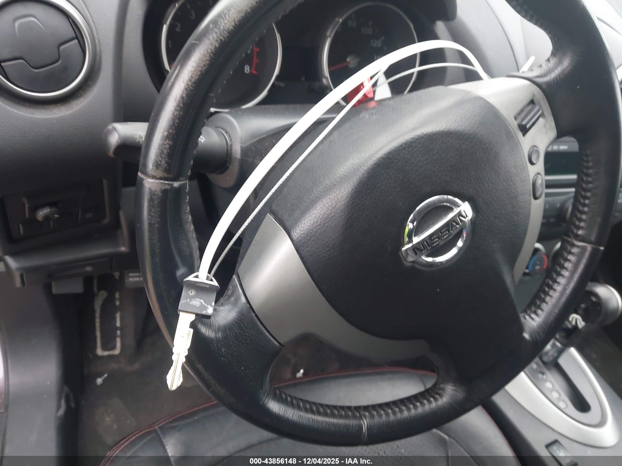 NISSAN ROGUE image 11