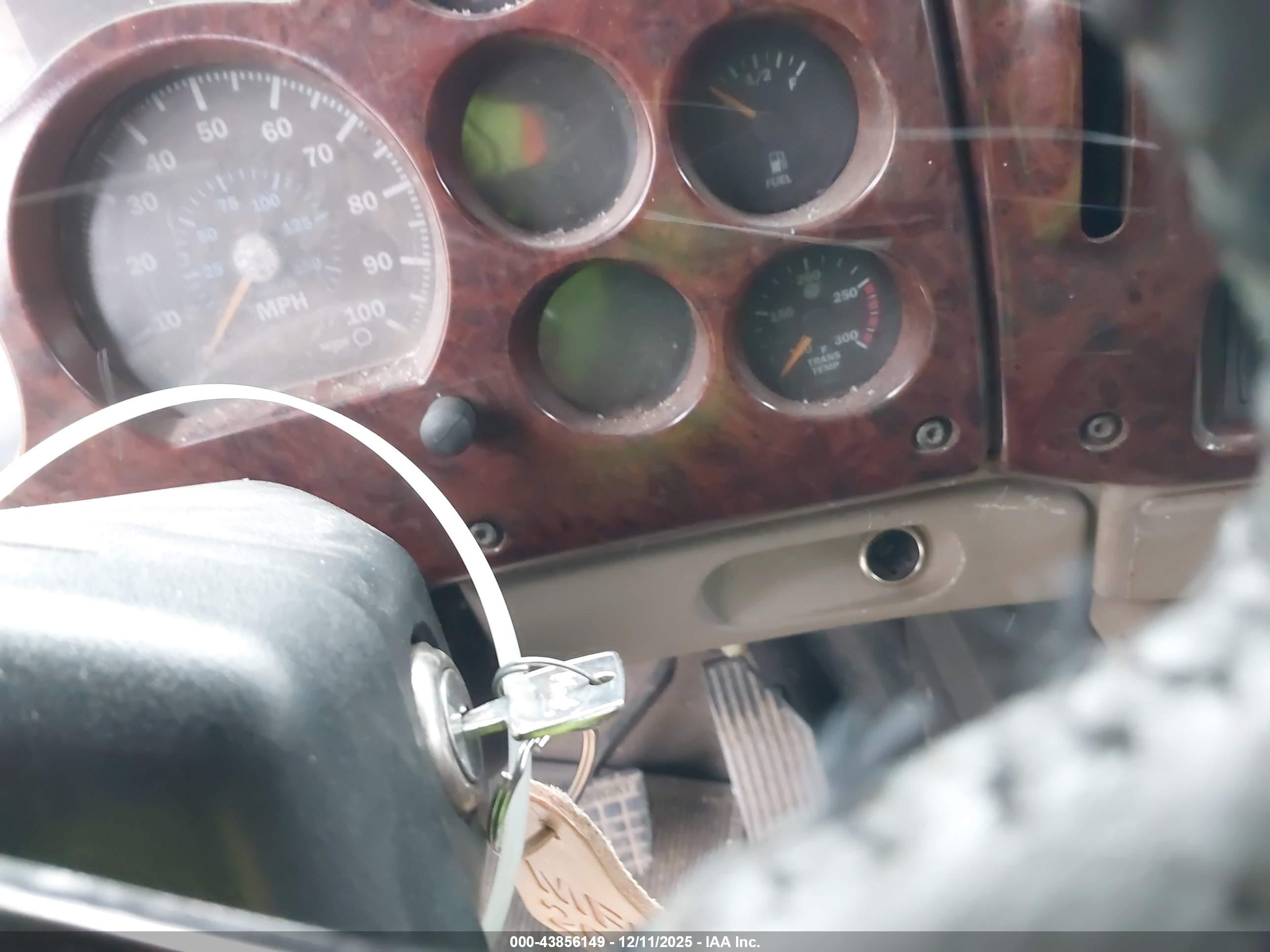MACK 600 image 11