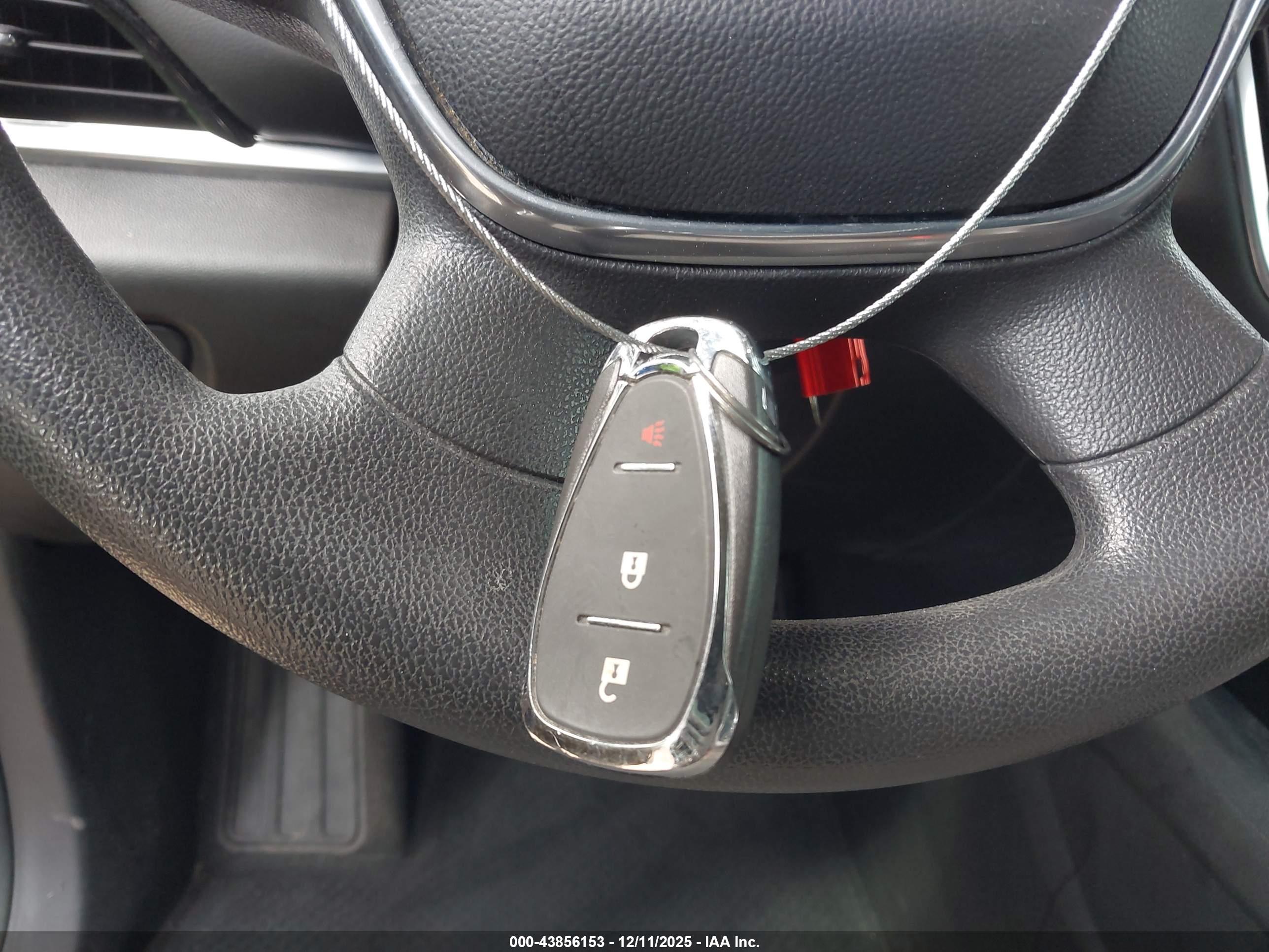 CHEVROLET TRAVERSE image 11