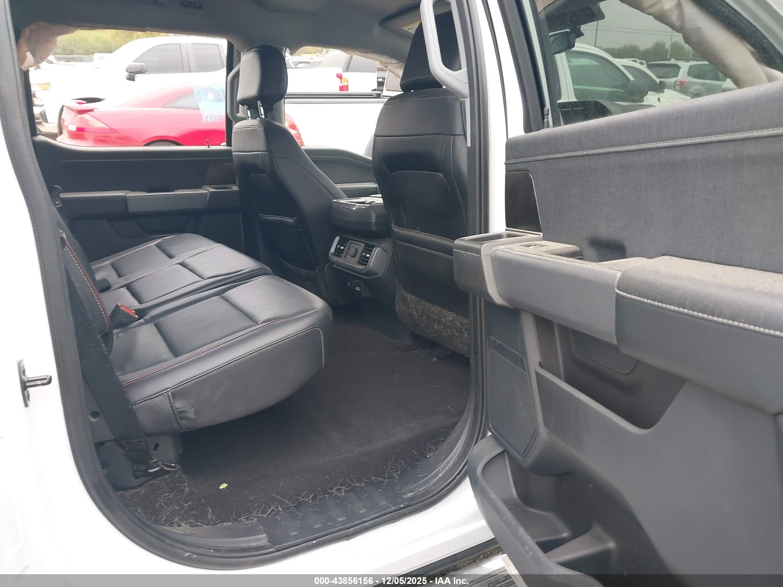 FORD F-150 image 8