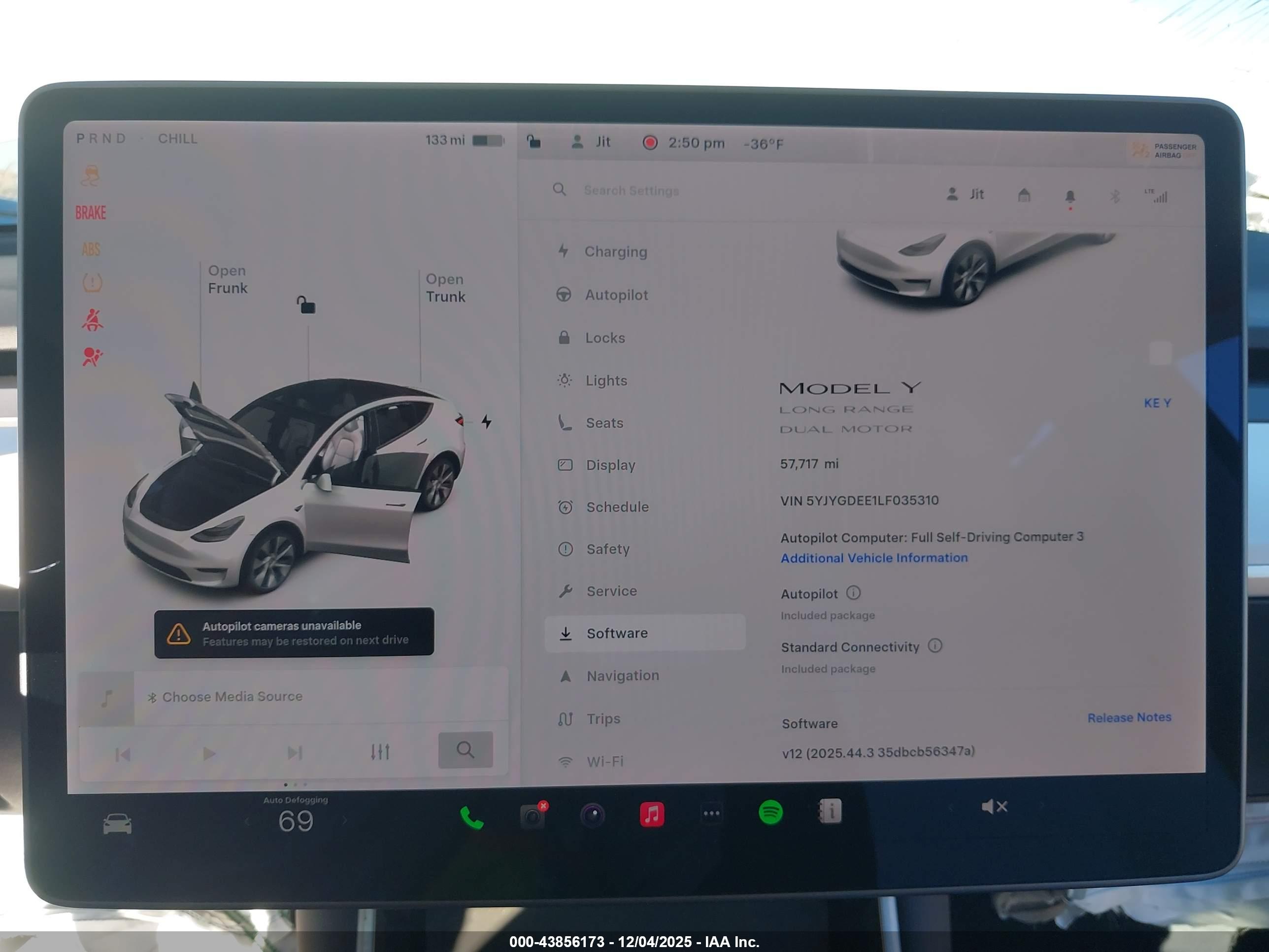 TESLA MODEL image 7