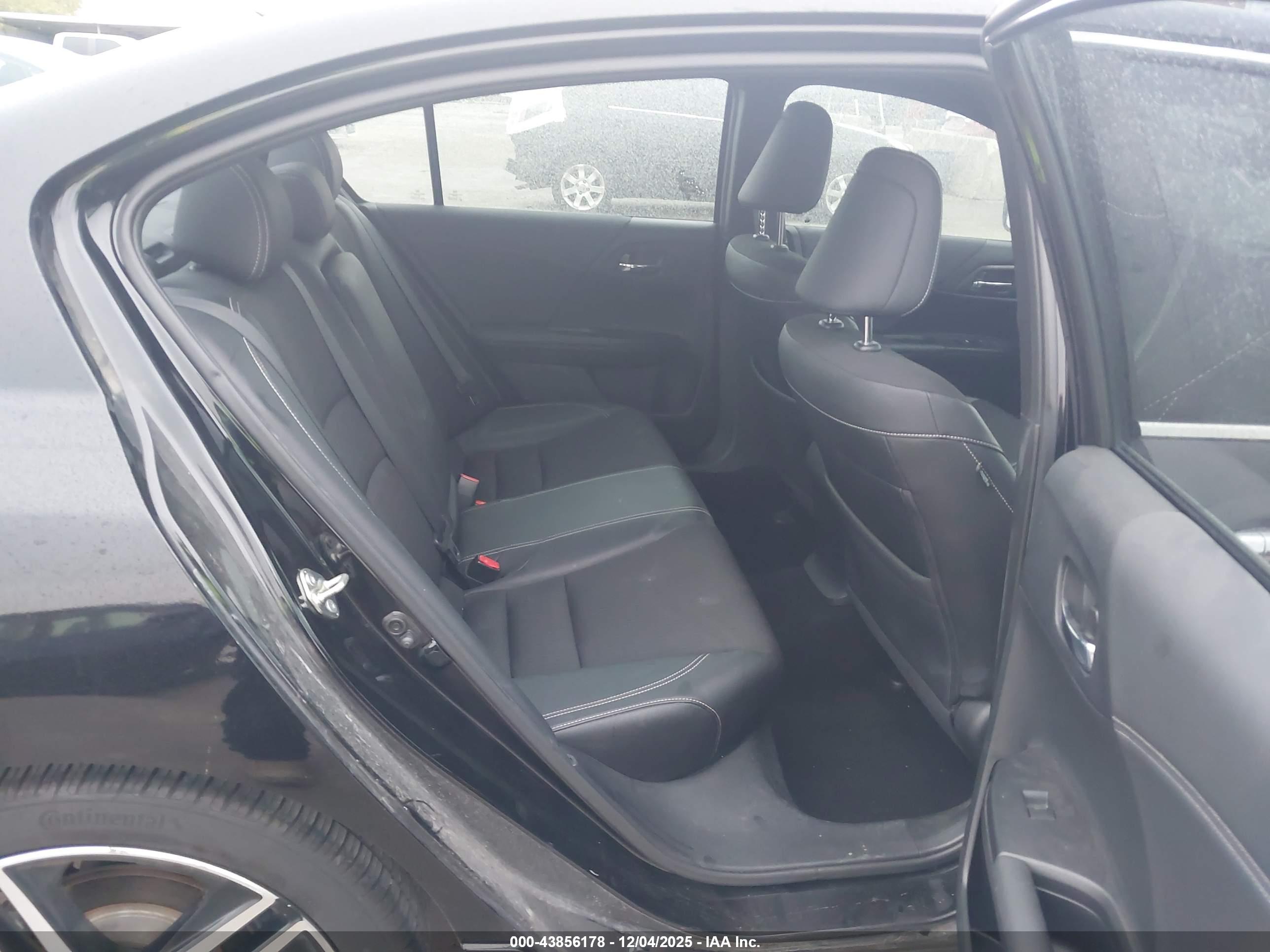 HONDA ACCORD image 8