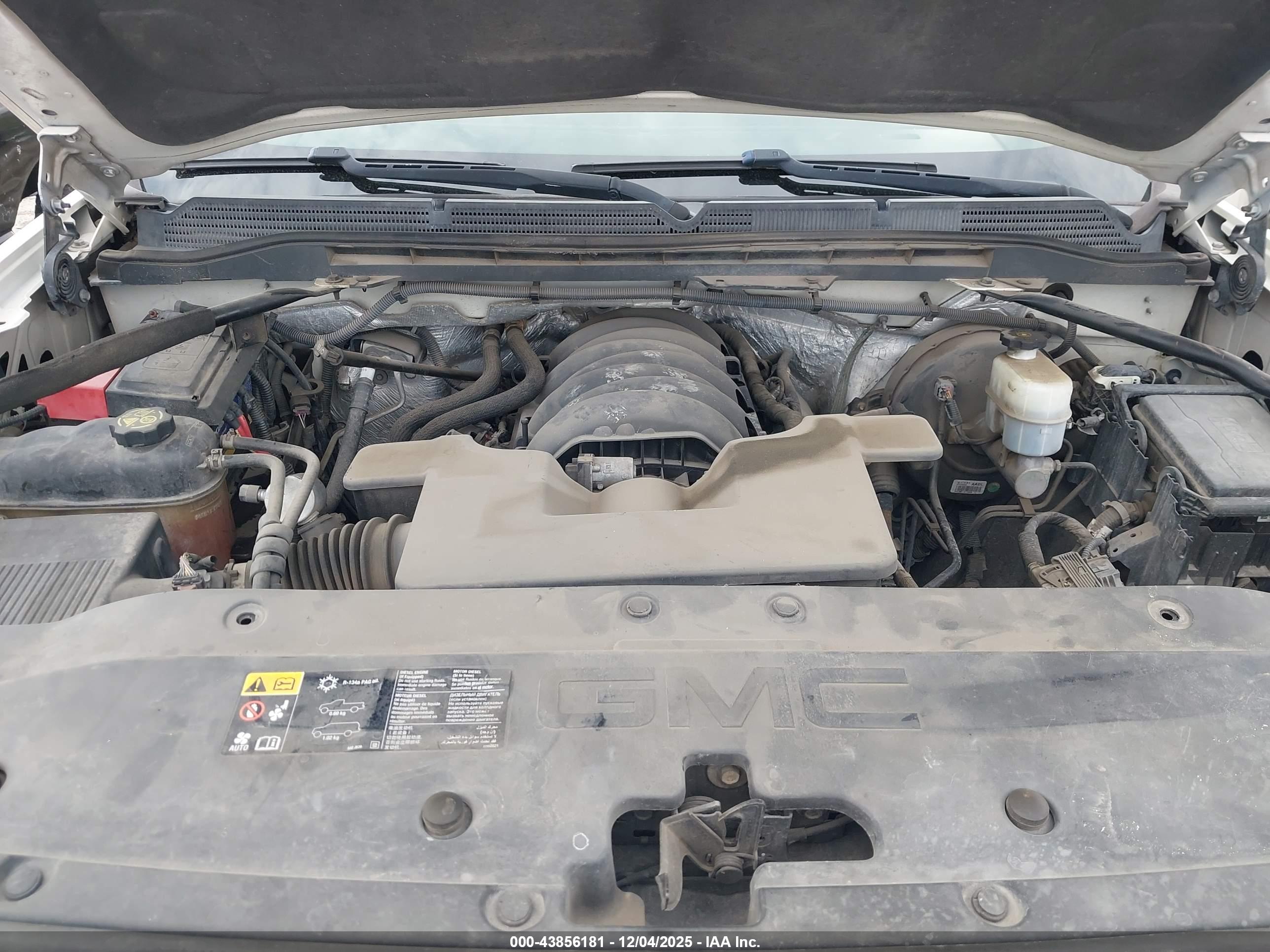 GMC SIERRA image 10