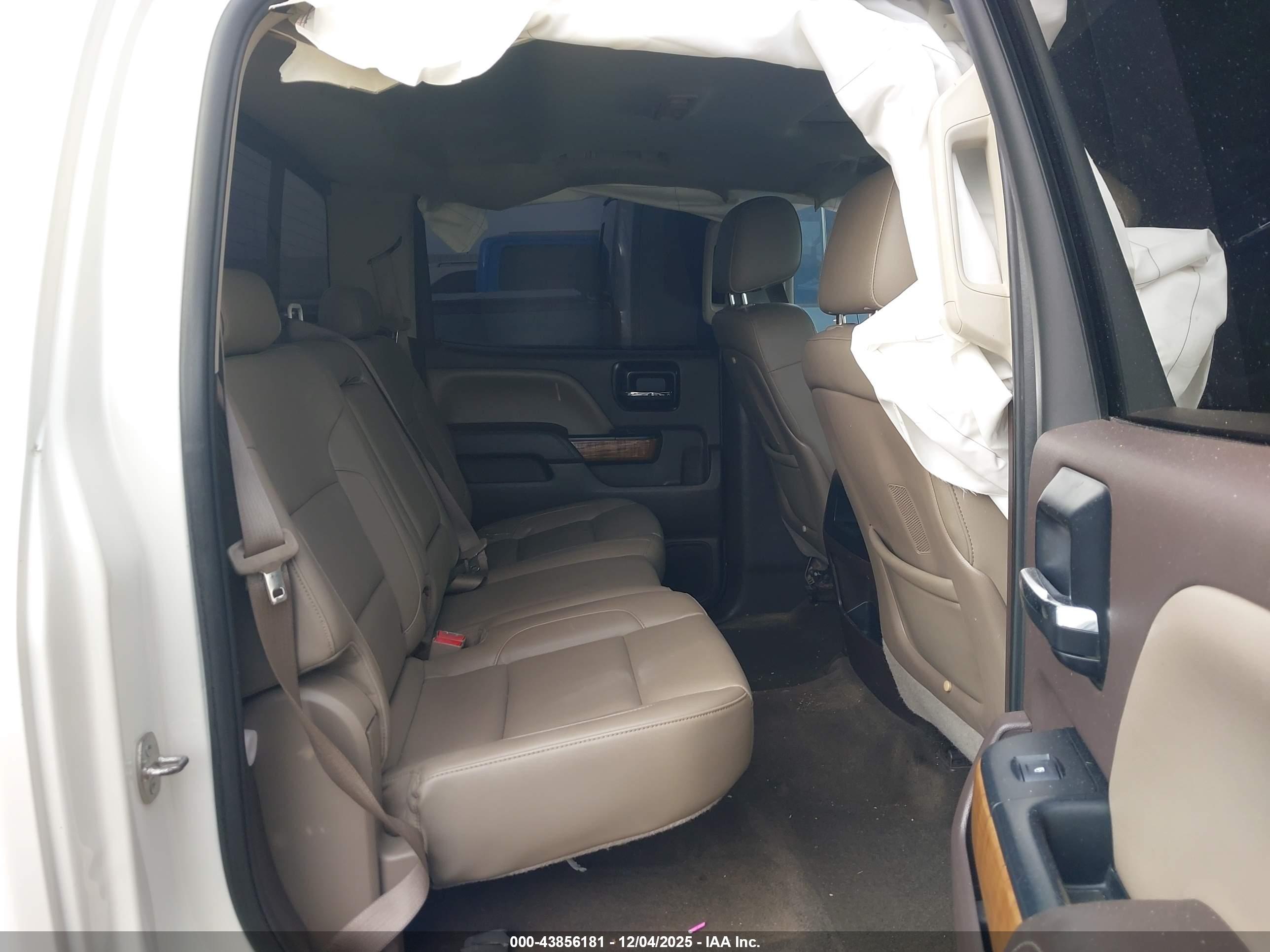GMC SIERRA image 8