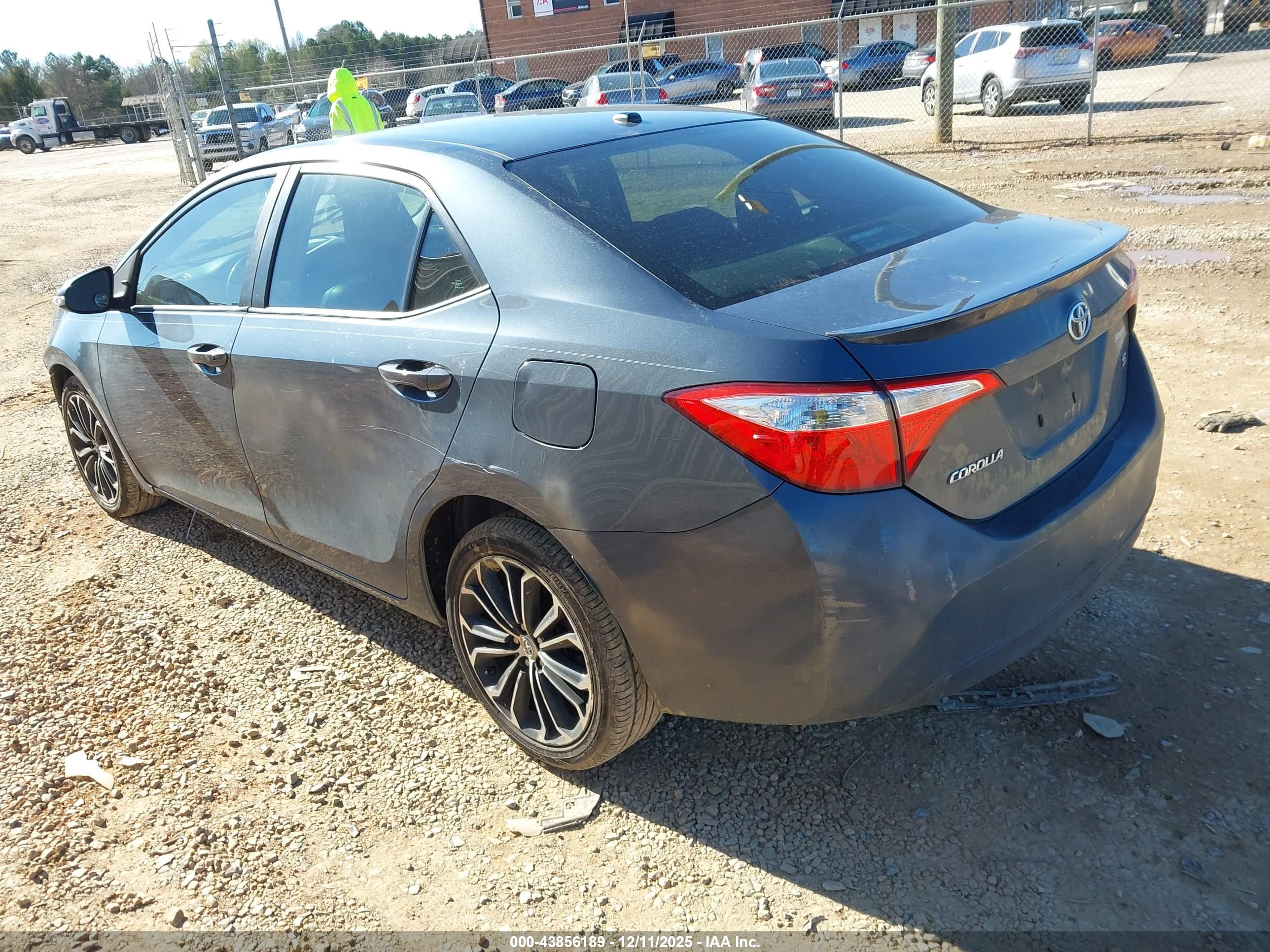 TOYOTA COROLLA image 3