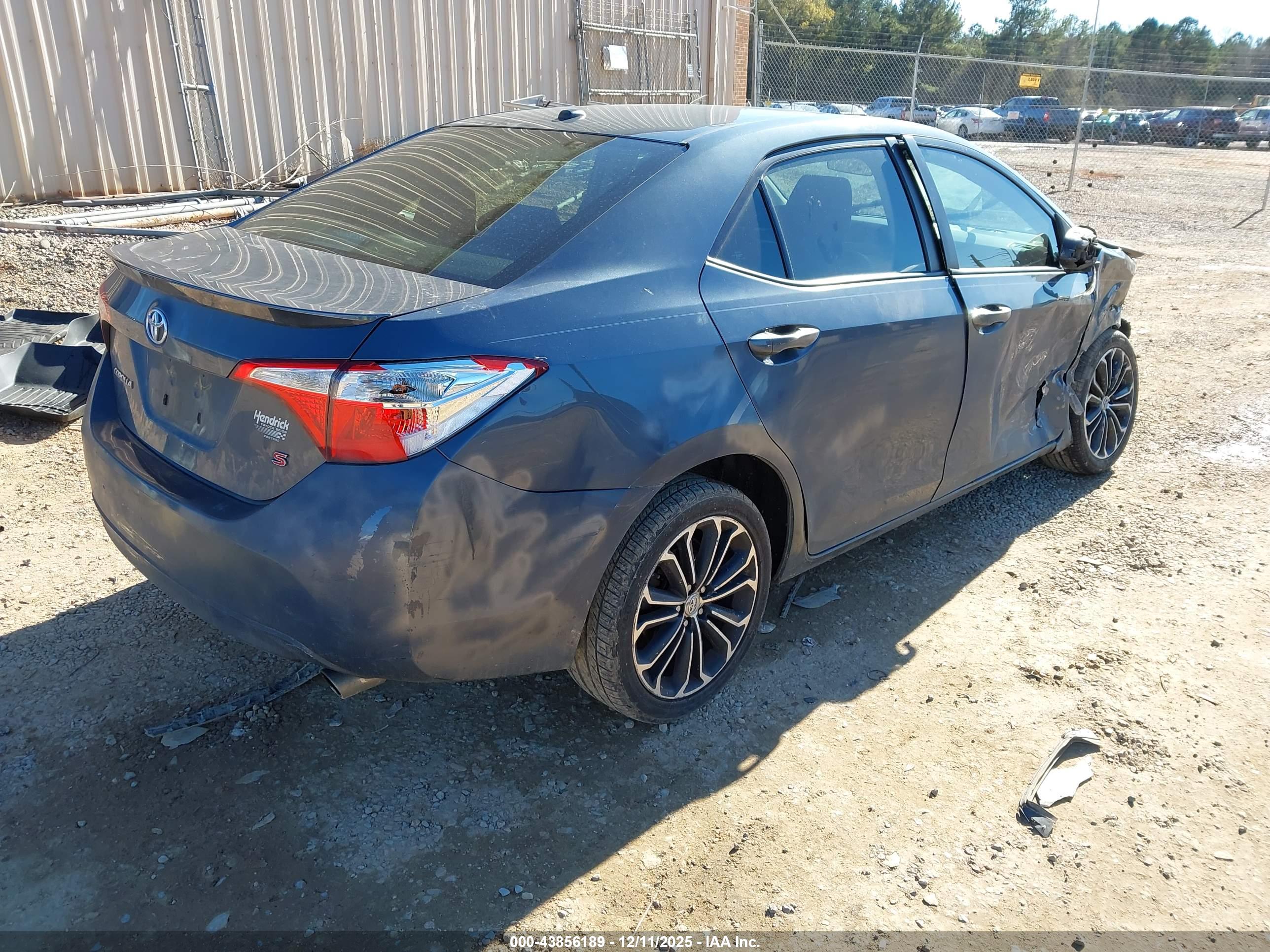 TOYOTA COROLLA image 4