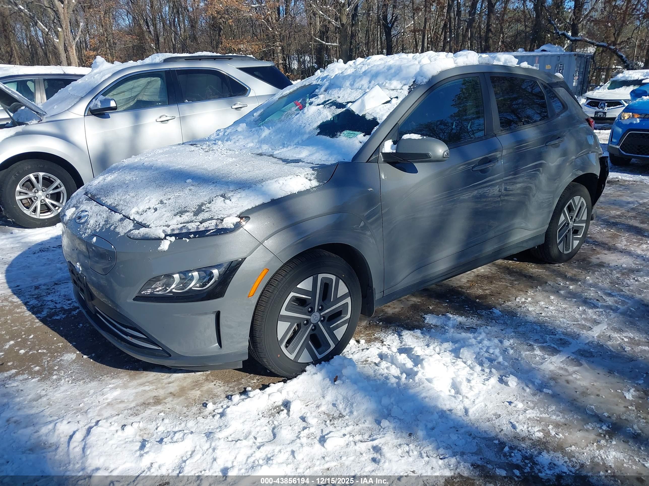 HYUNDAI KONA image 2