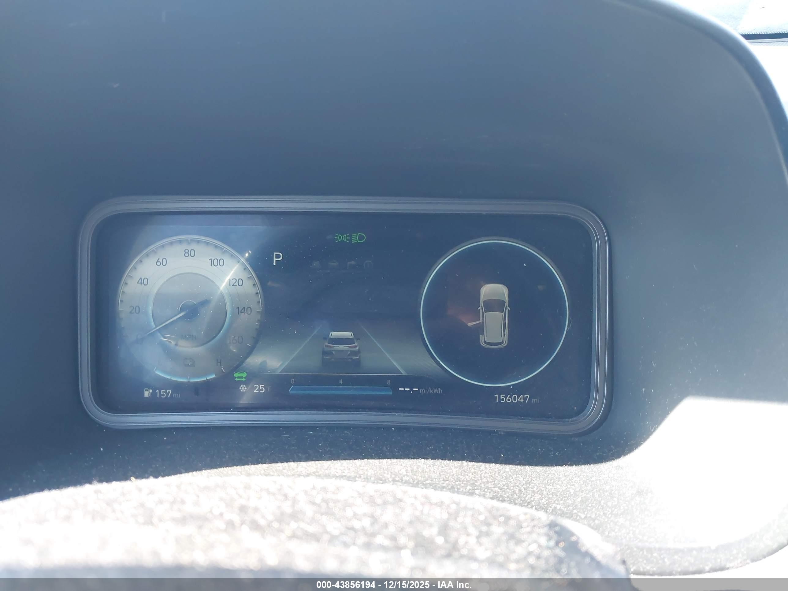 HYUNDAI KONA image 7