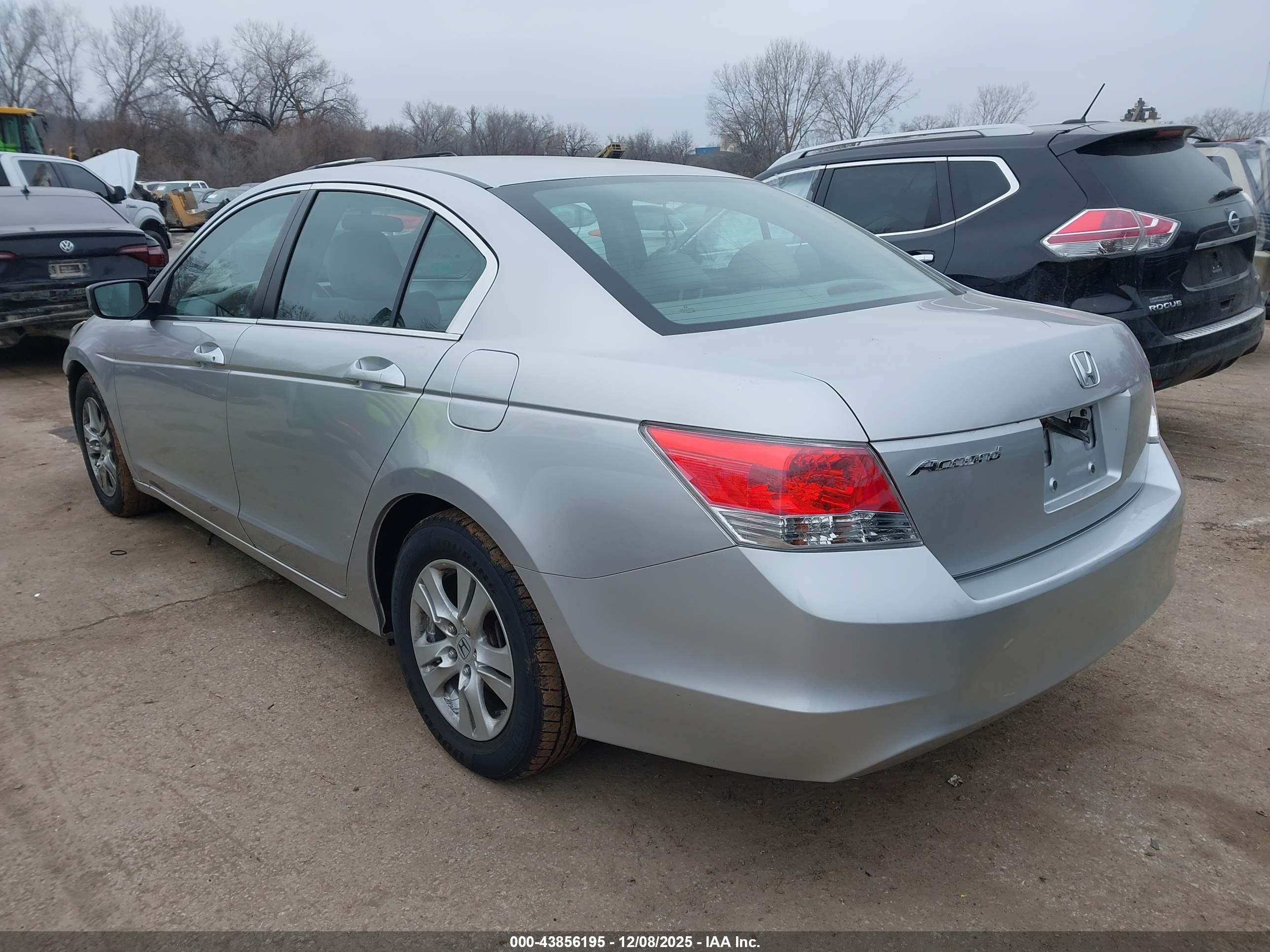 HONDA ACCORD image 3