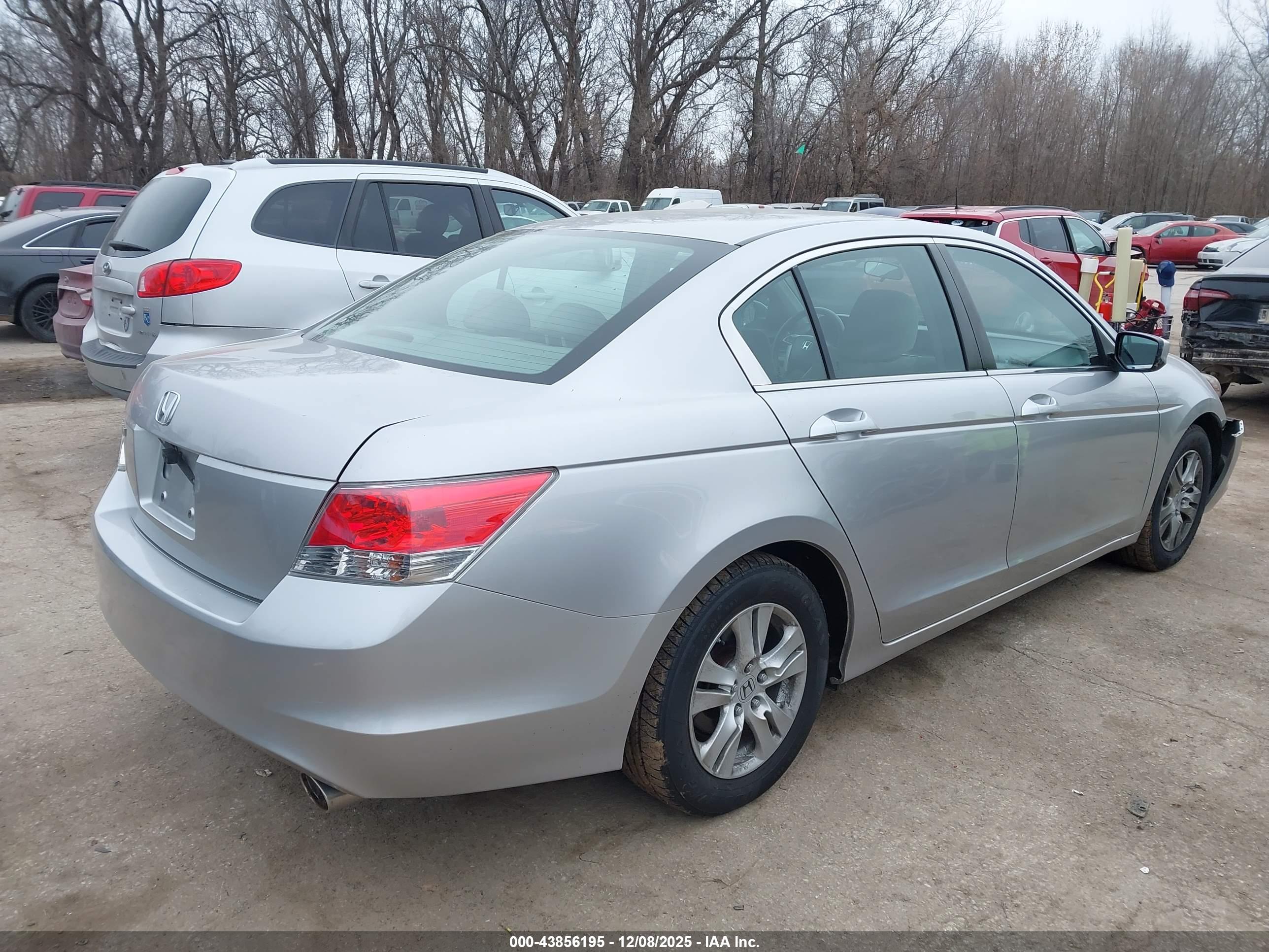 HONDA ACCORD image 4