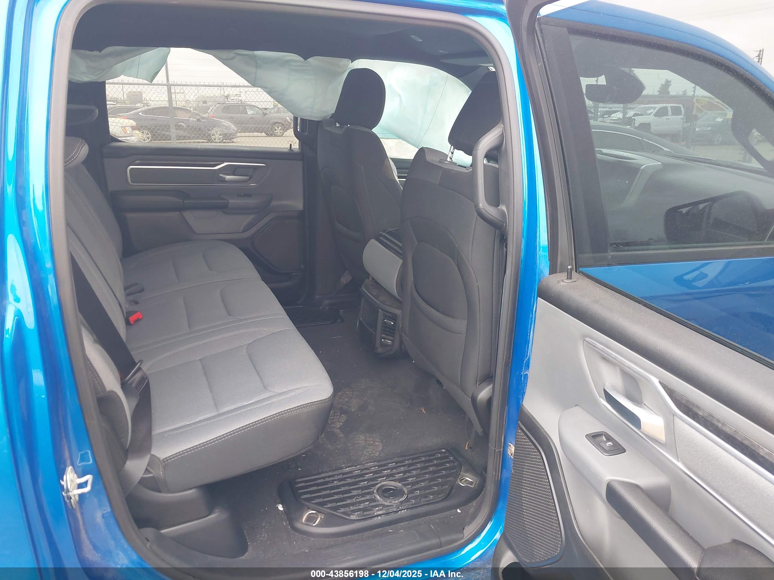 RAM 1500 image 8