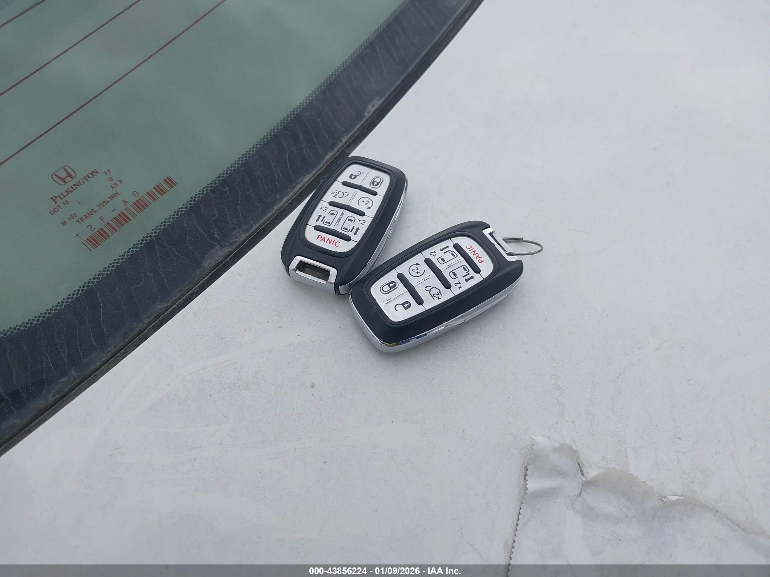 CHRYSLER VOYAGER image 11