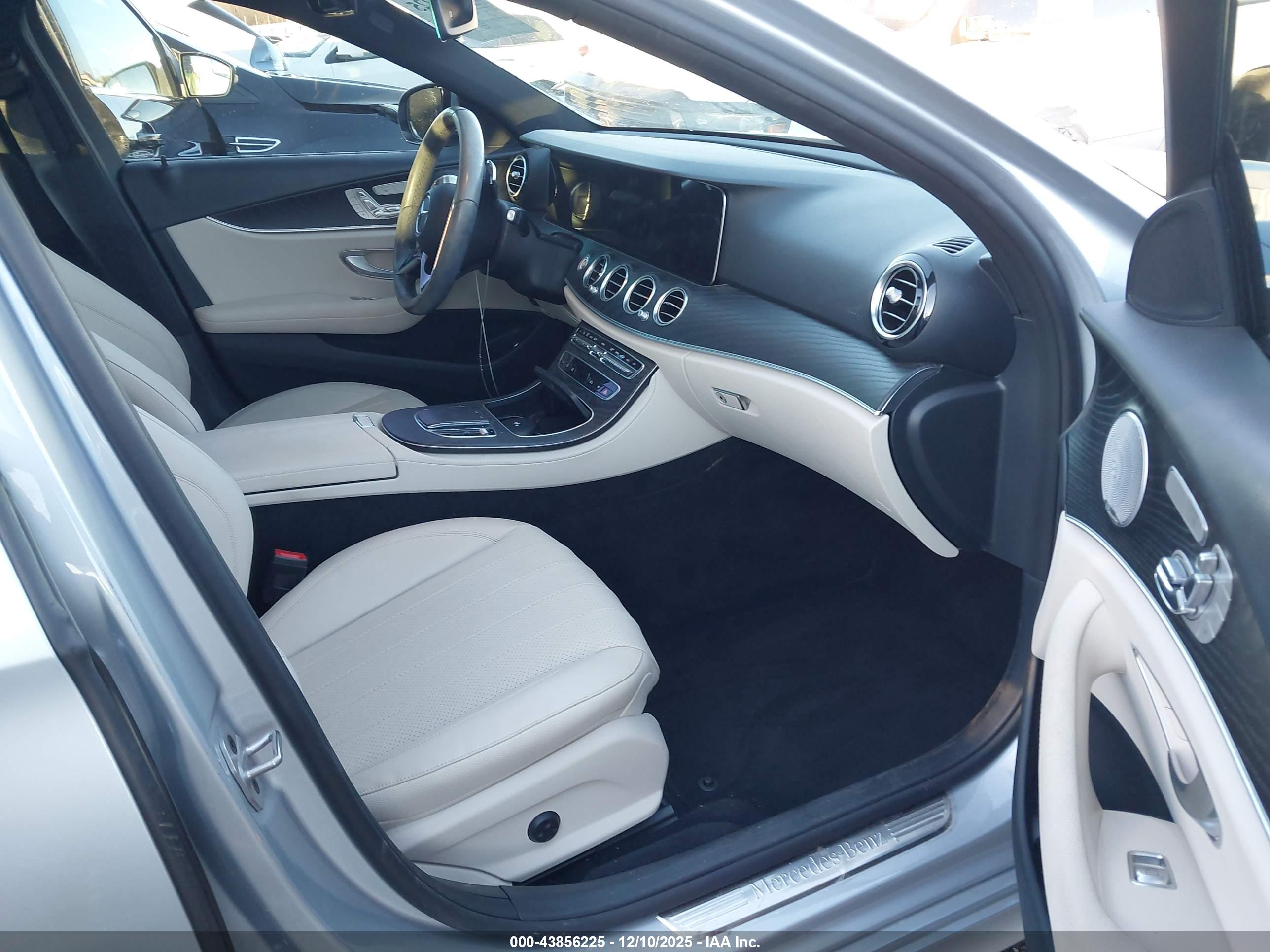 MERCEDES-BENZ E image 5