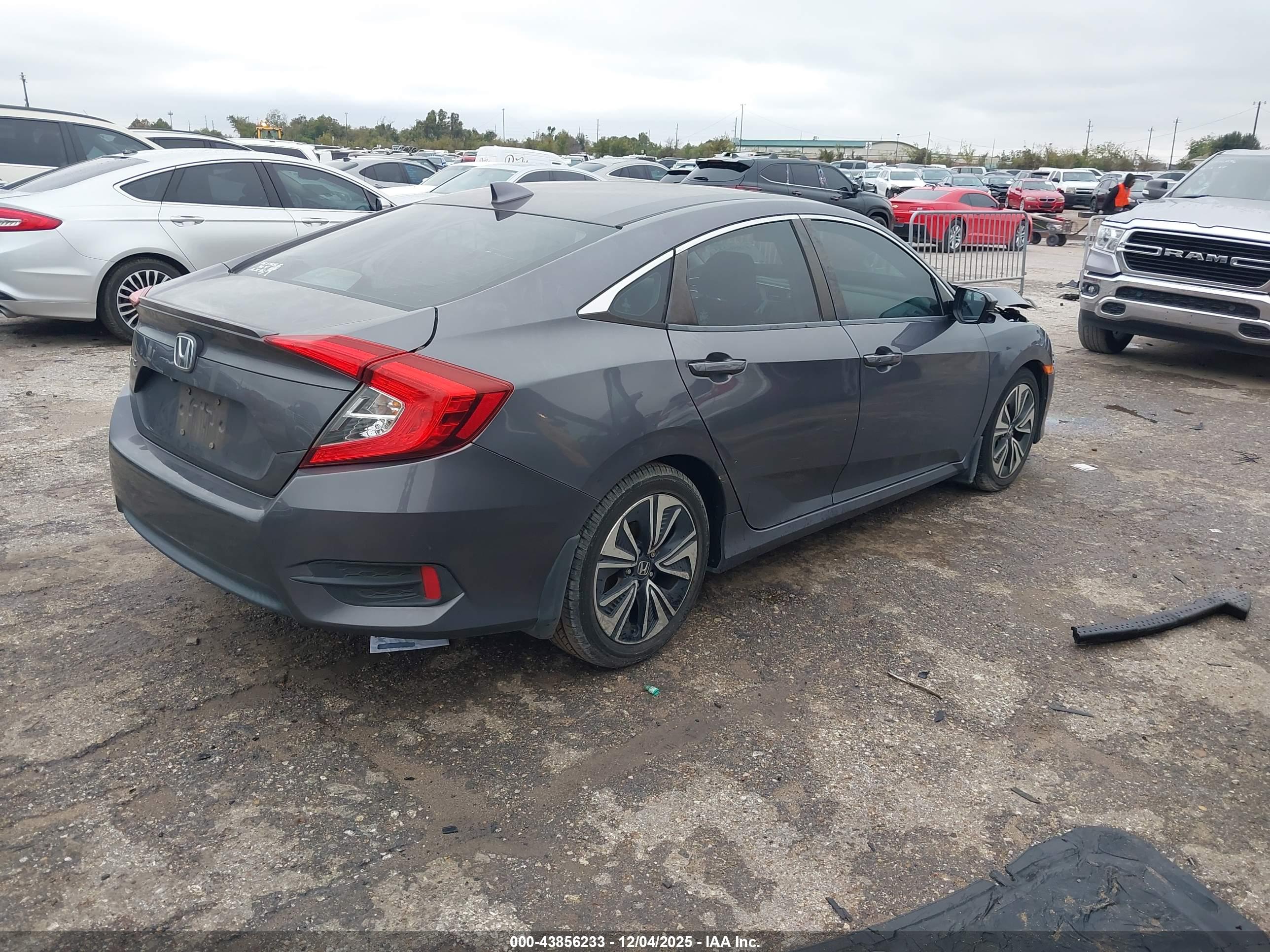 HONDA CIVIC image 4