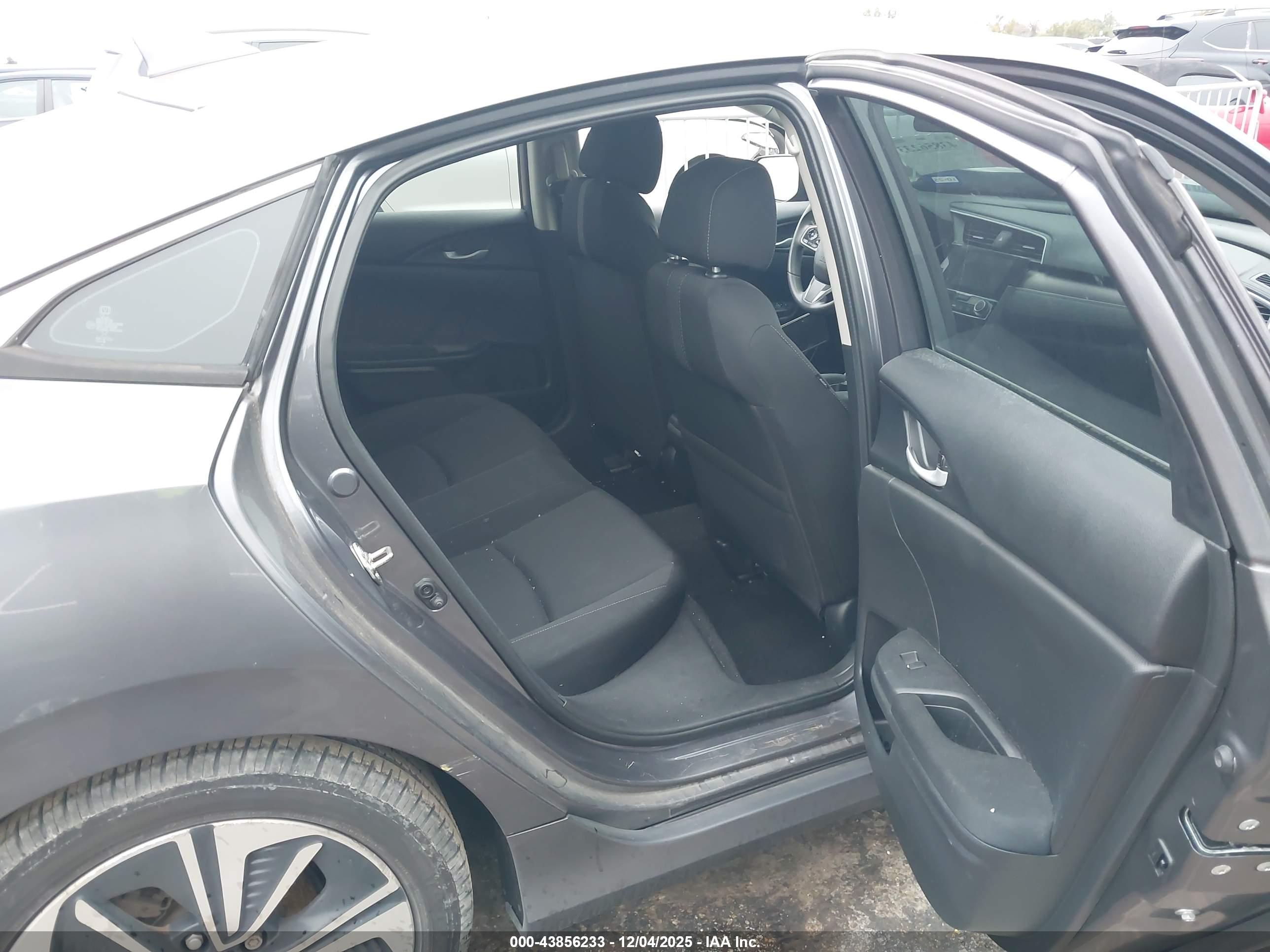 HONDA CIVIC image 8