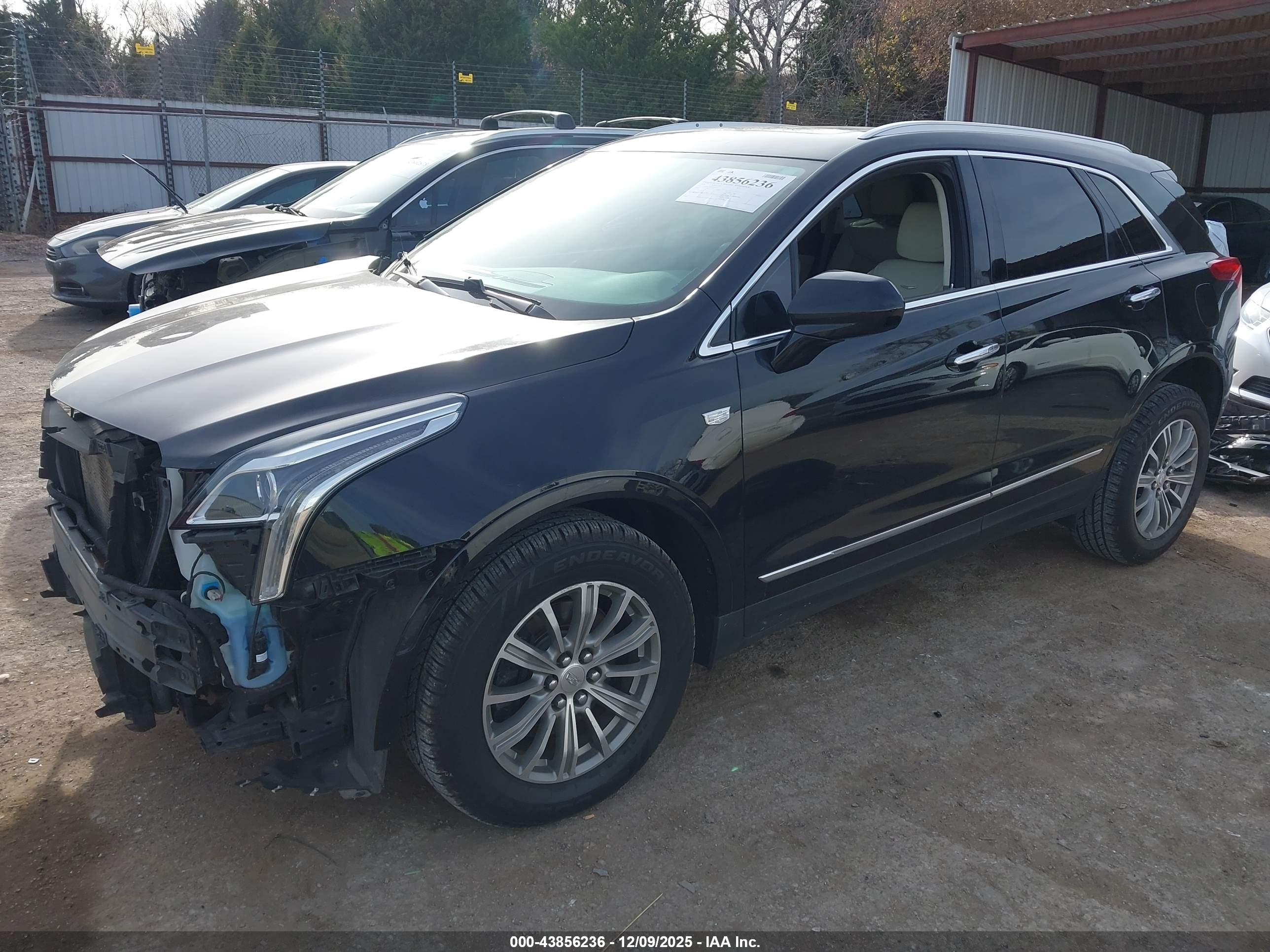 CADILLAC XT5 image 2