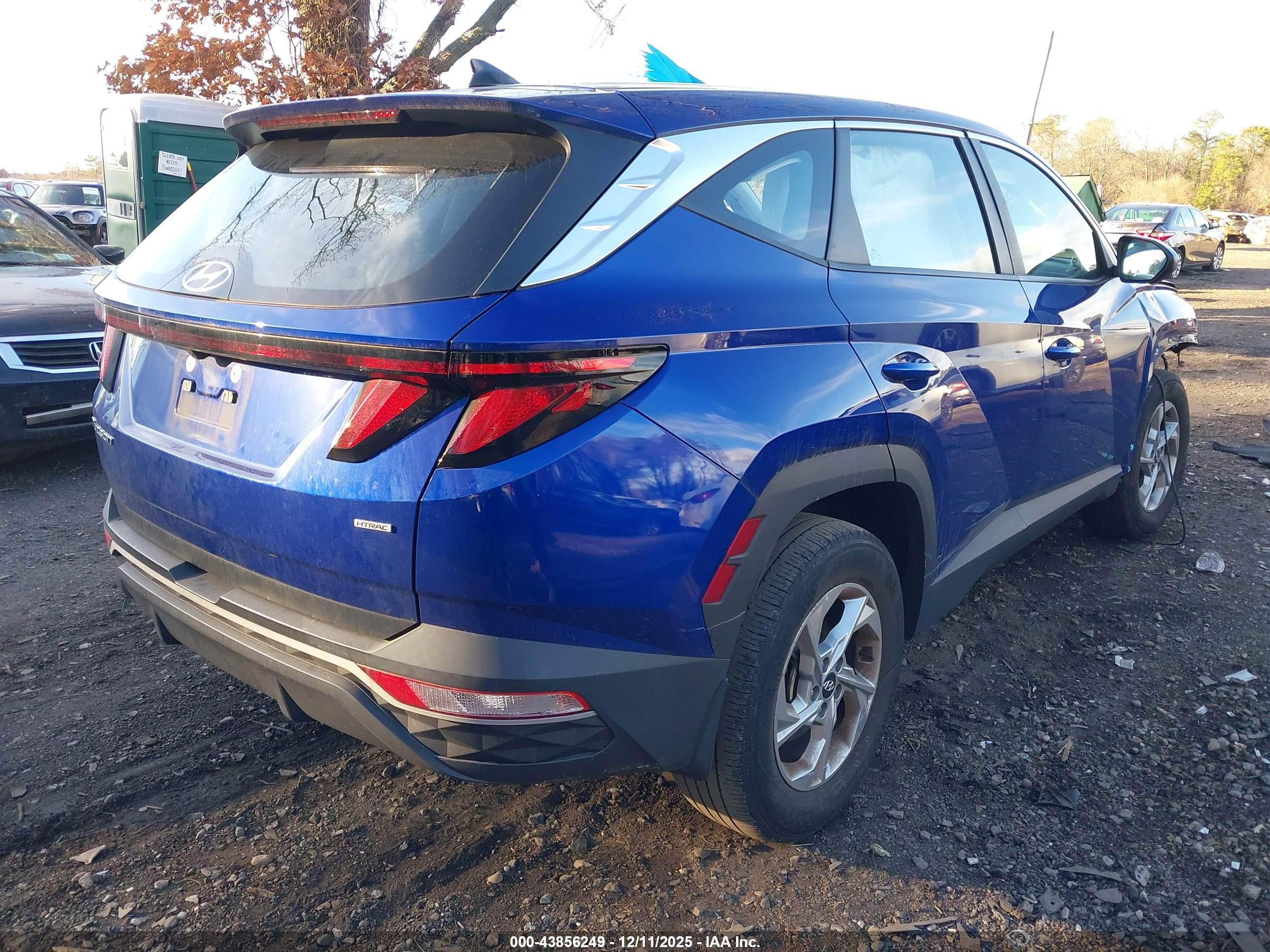 HYUNDAI TUCSON image 4