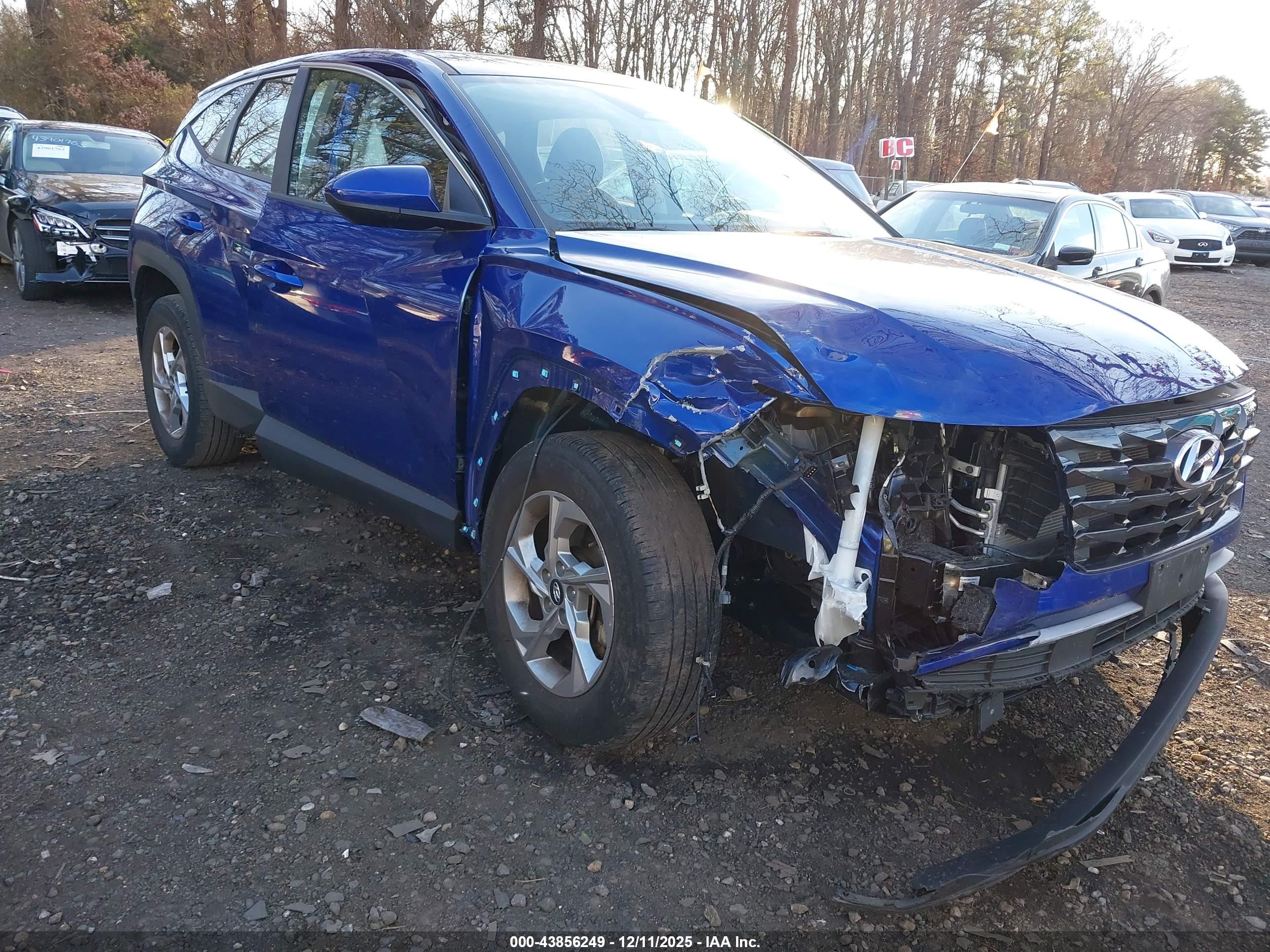 HYUNDAI TUCSON image 6