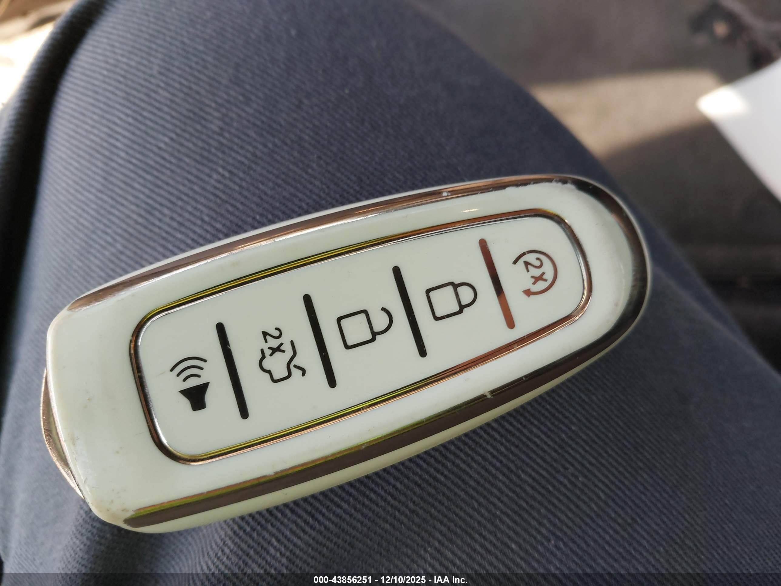 FORD FOCUS image 11