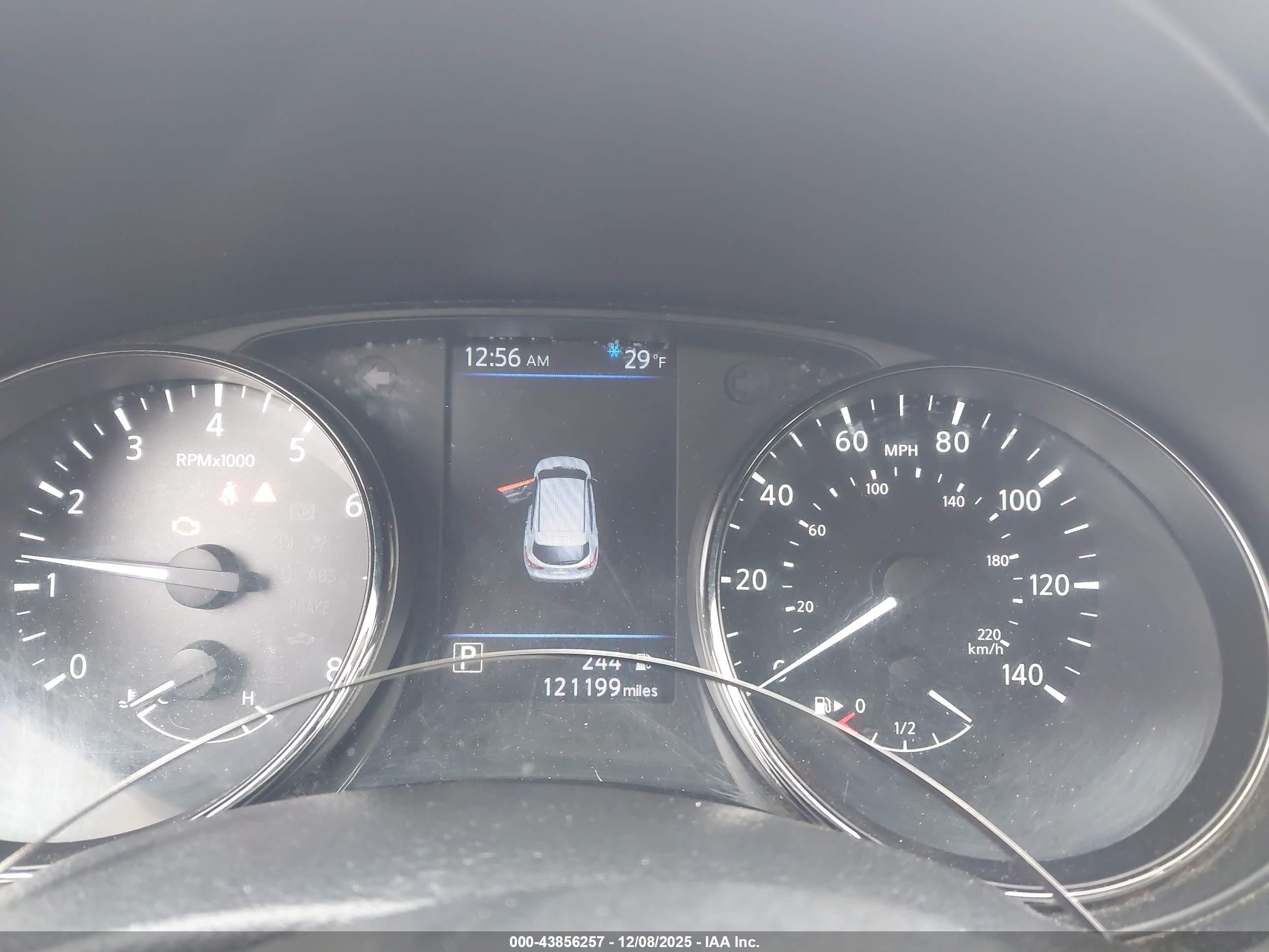 NISSAN ROGUE image 7