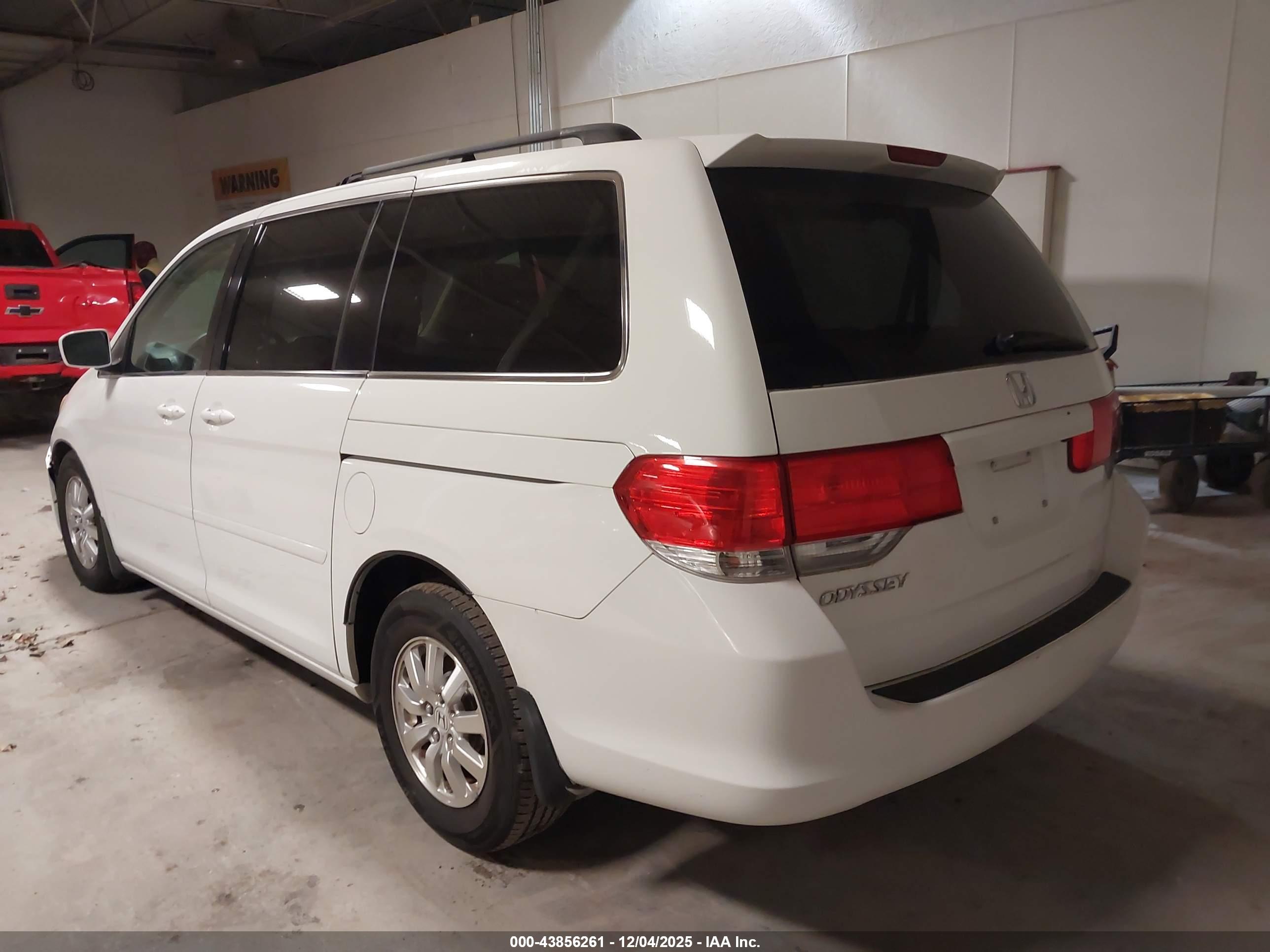 HONDA ODYSSEY image 3