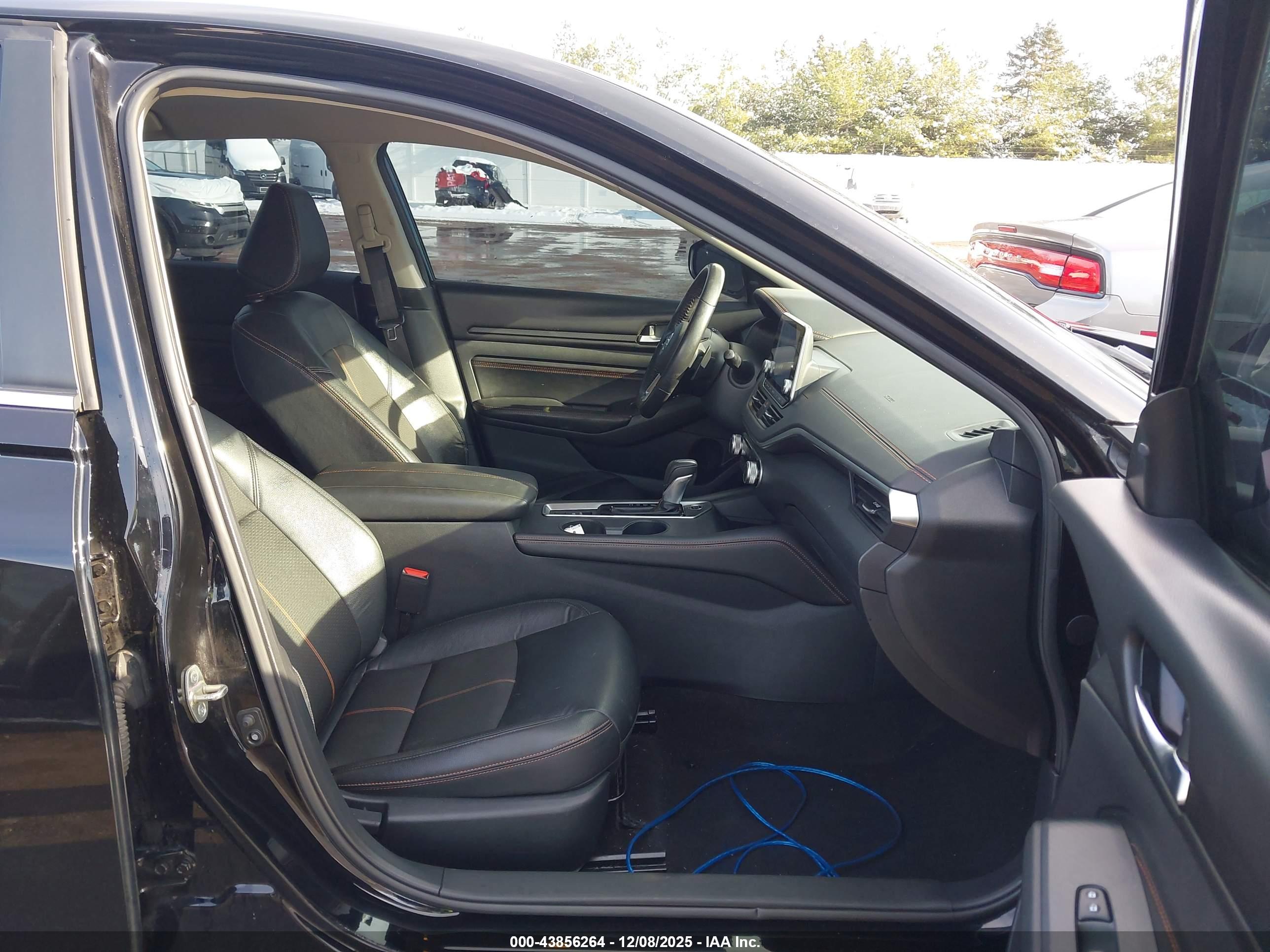 NISSAN ALTIMA image 5