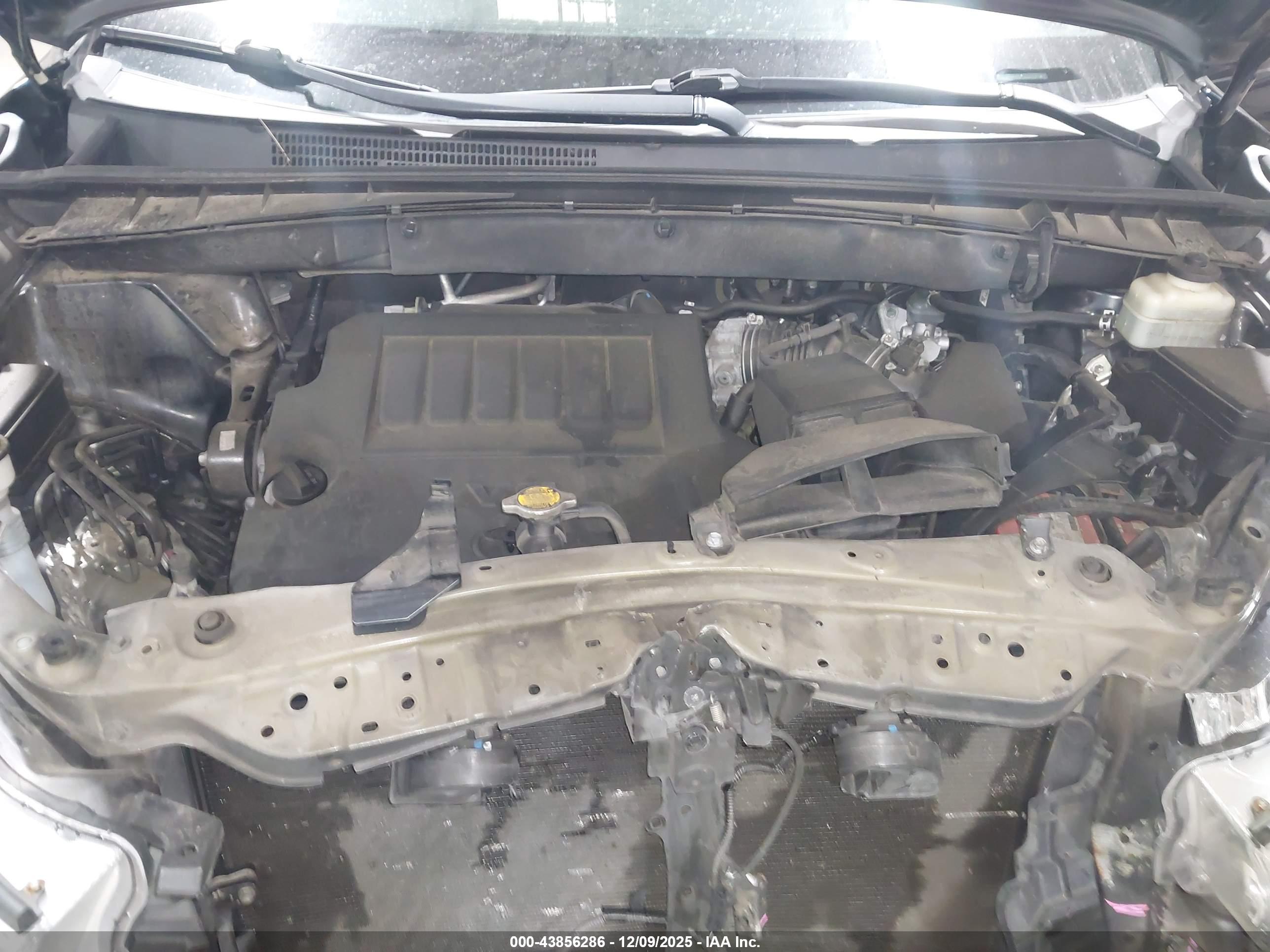 TOYOTA HIGHLANDER image 10