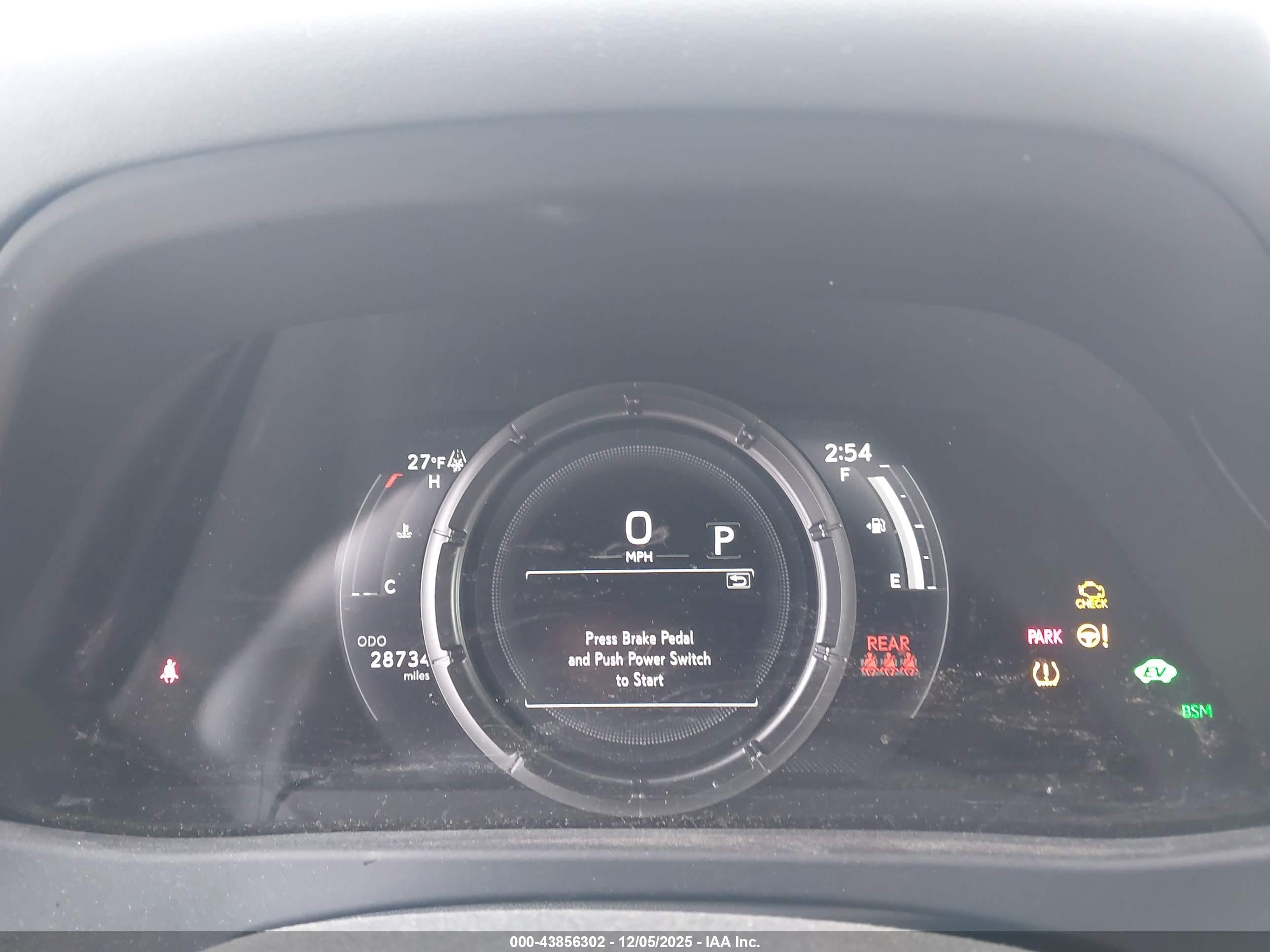 LEXUS UX image 7