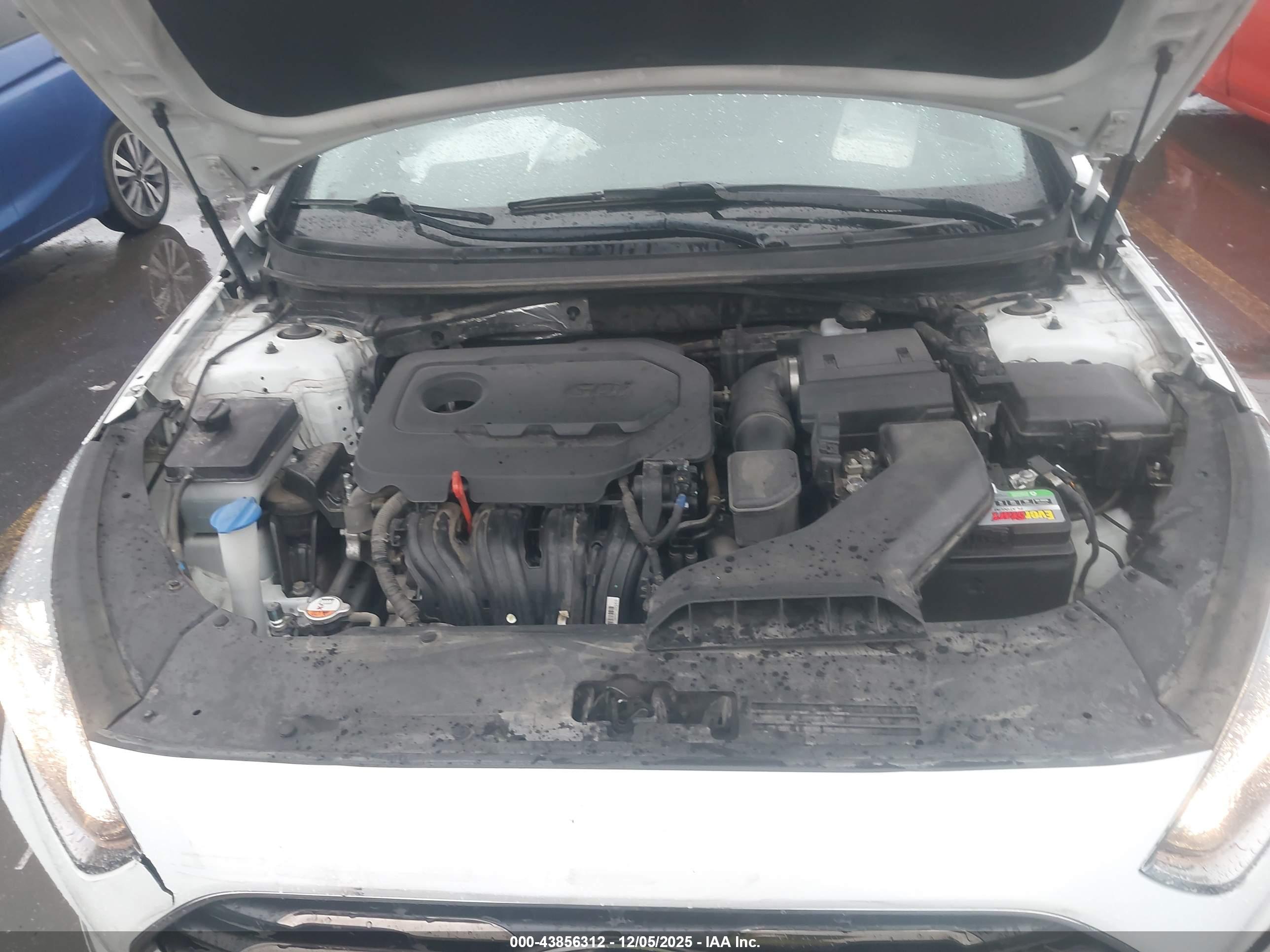 HYUNDAI SONATA image 10