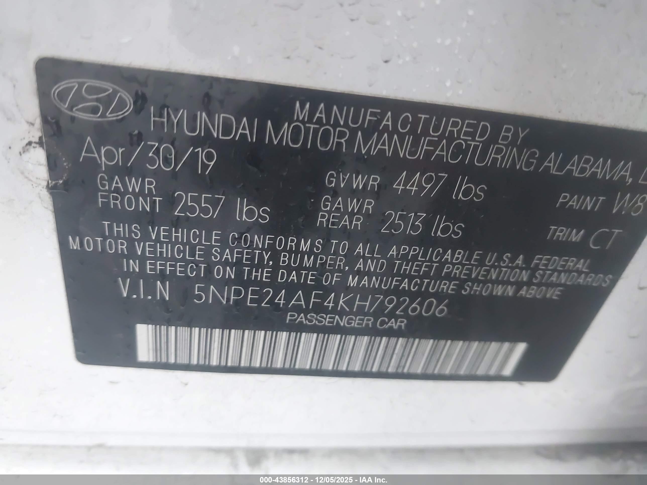 HYUNDAI SONATA image 9