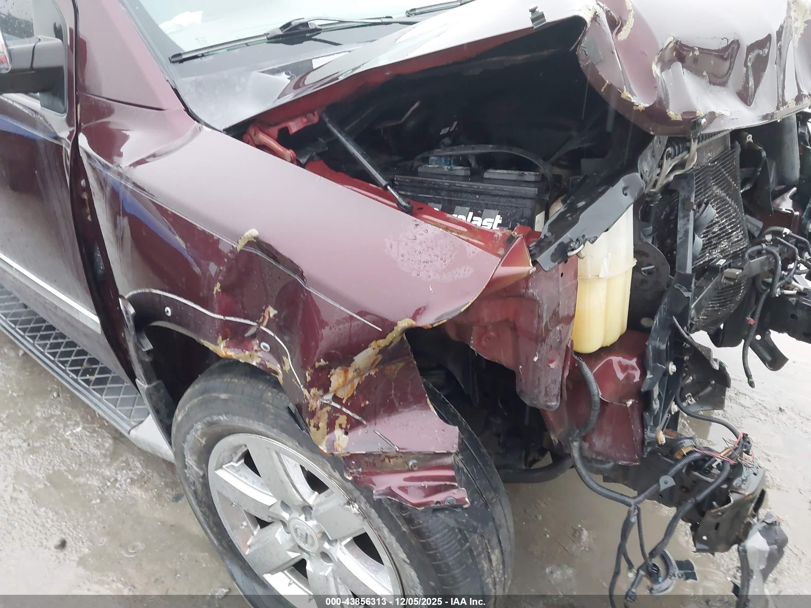 NISSAN ARMADA image 6