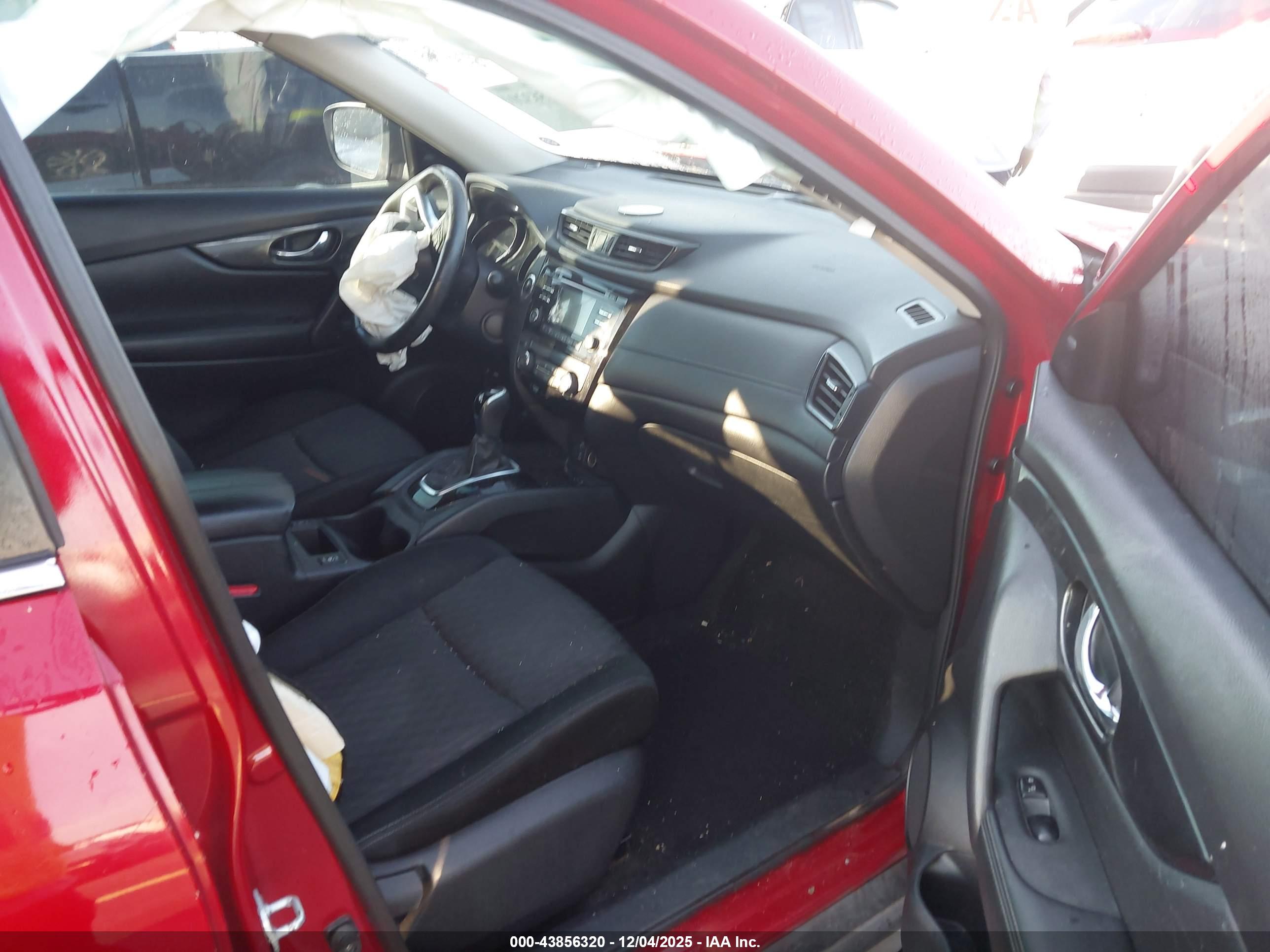 NISSAN ROGUE image 5