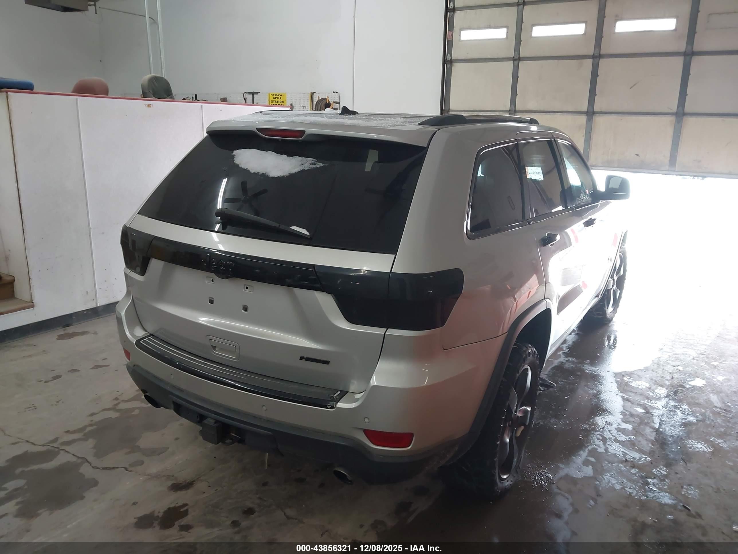 JEEP GRAND image 4