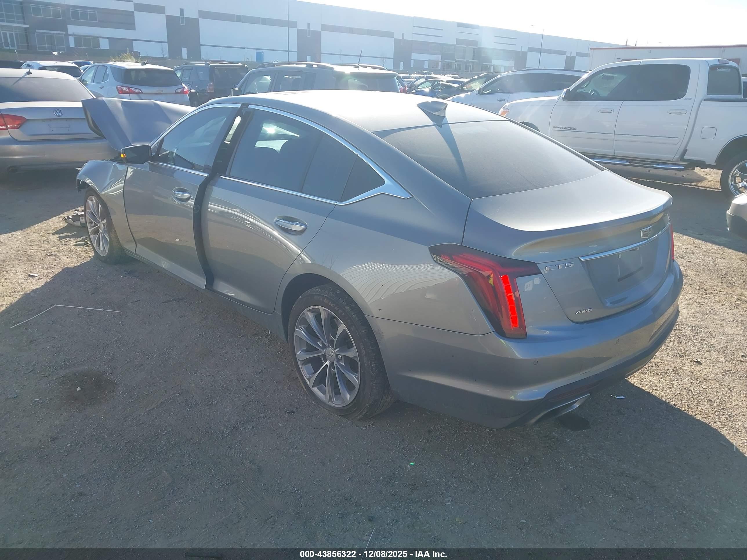 CADILLAC CT5 image 3