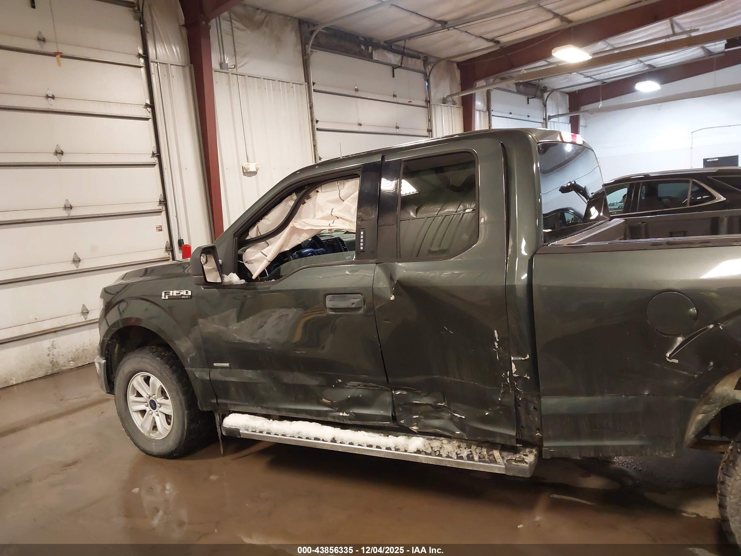 FORD F-150 image 6