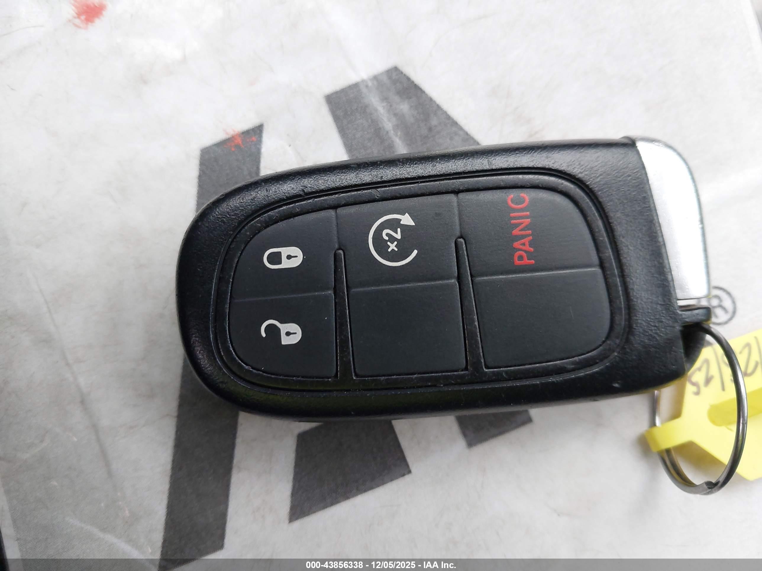 JEEP CHEROKEE image 11