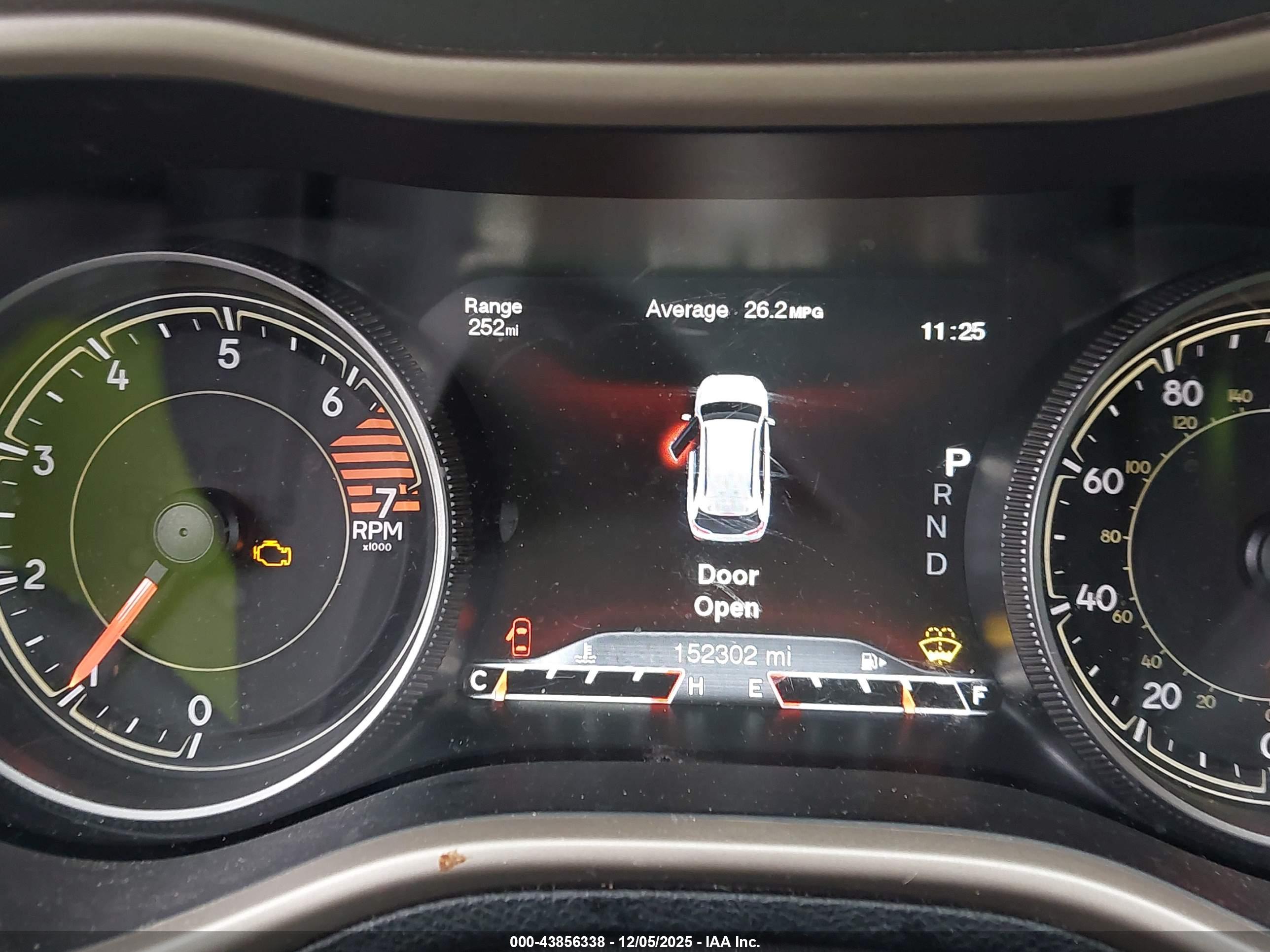 JEEP CHEROKEE image 7