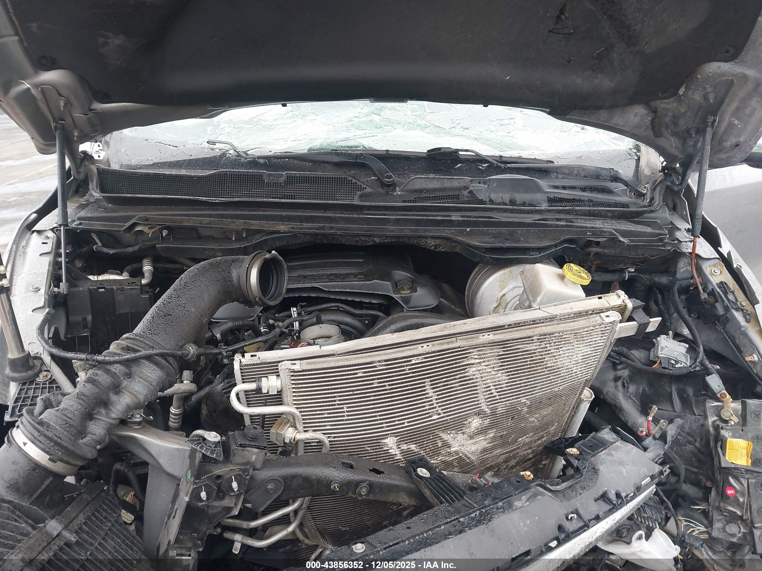 RAM 1500 image 10