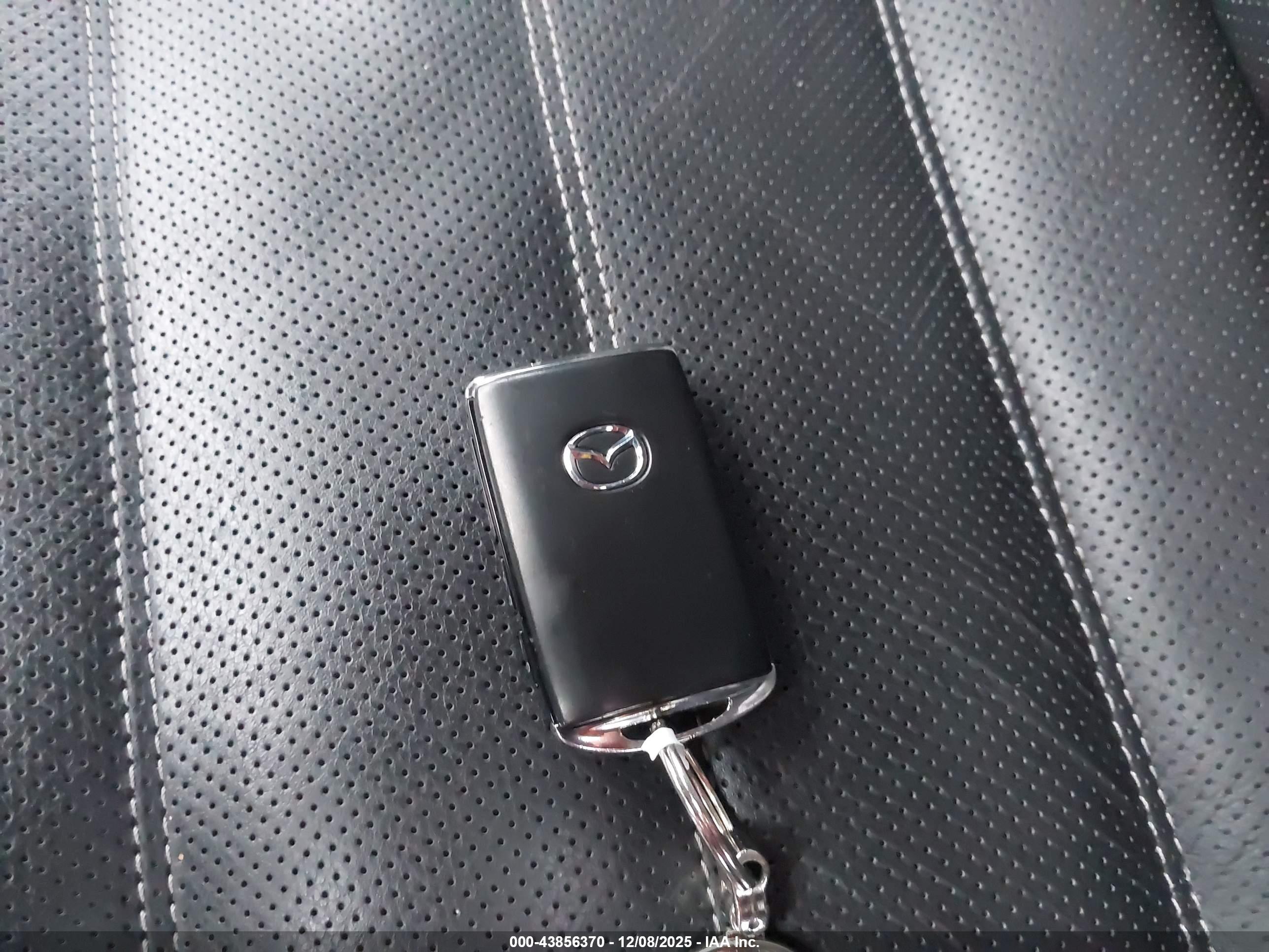 MAZDA CX-5 image 11