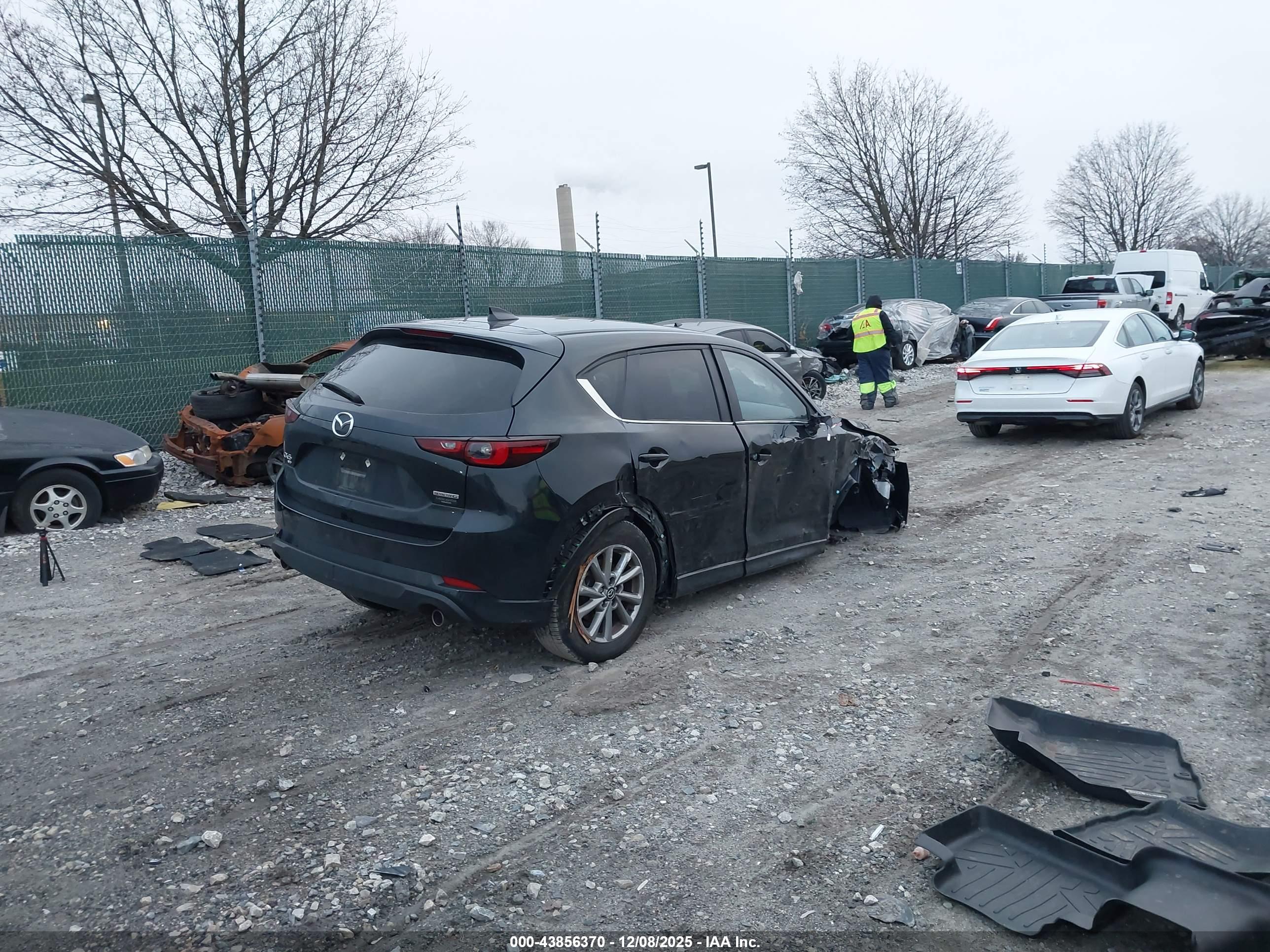 MAZDA CX-5 image 4